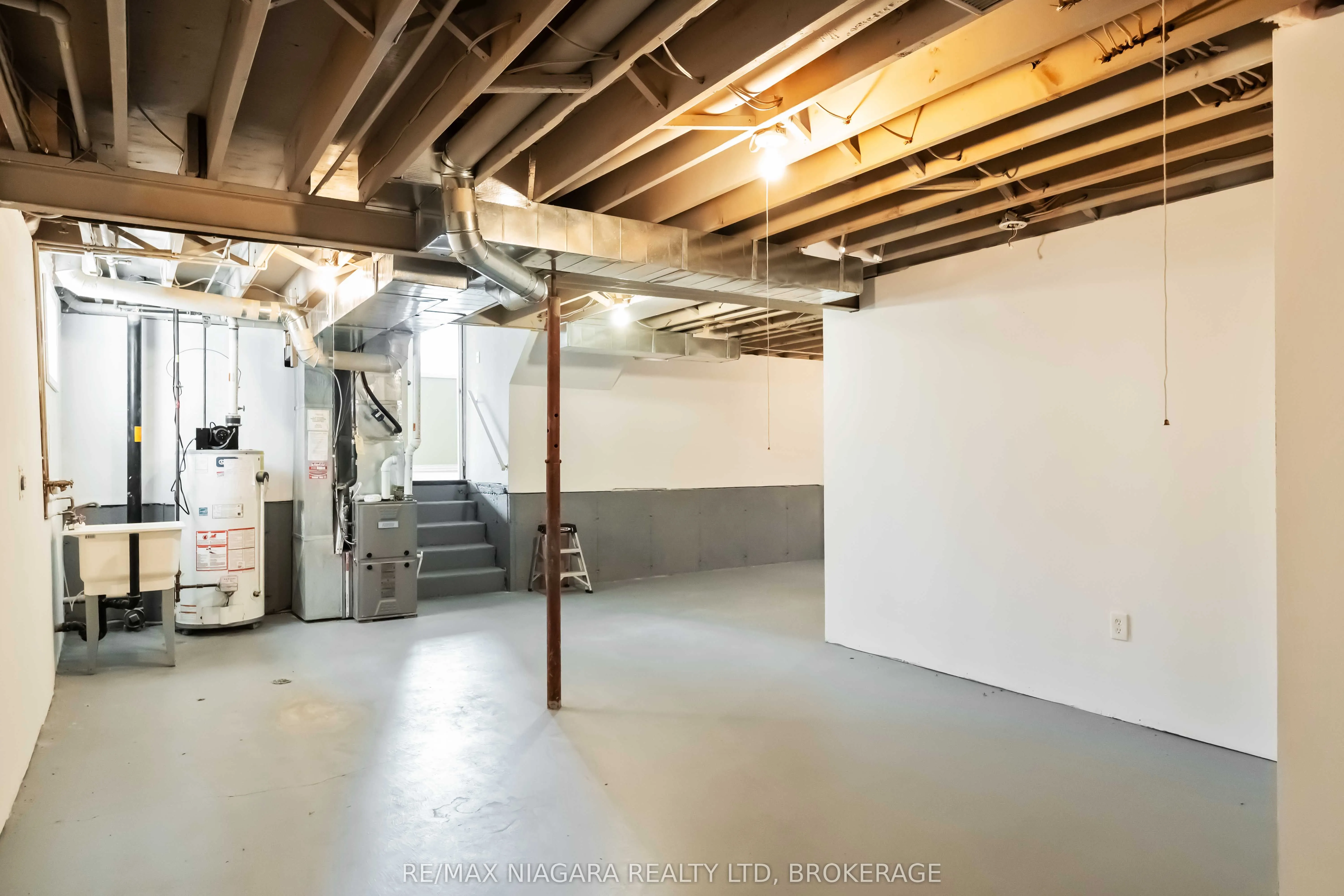7551 Canterbury Crescent