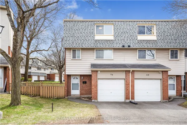 2115 Erinbrook Crescent