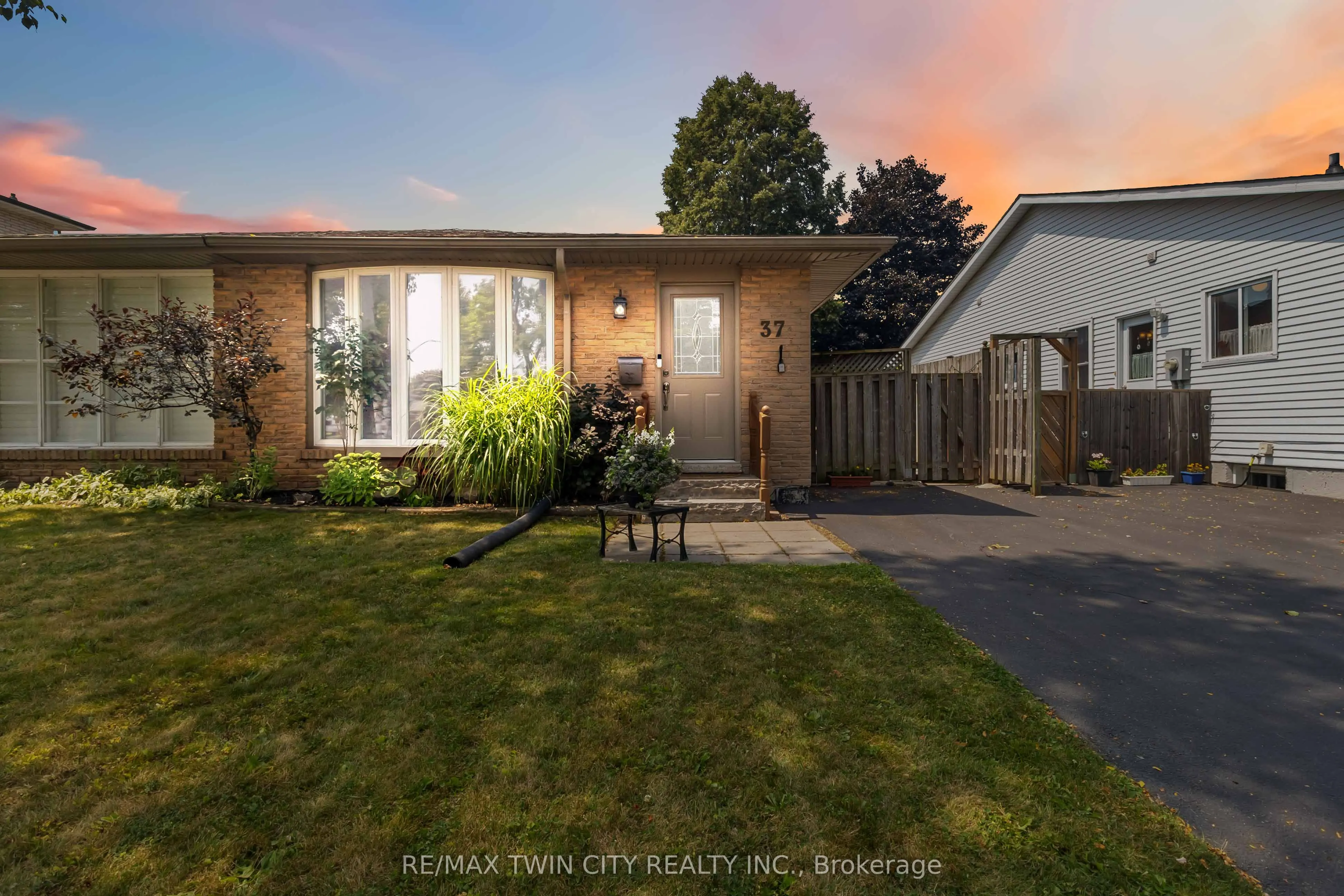 37 Ivanhoe Road