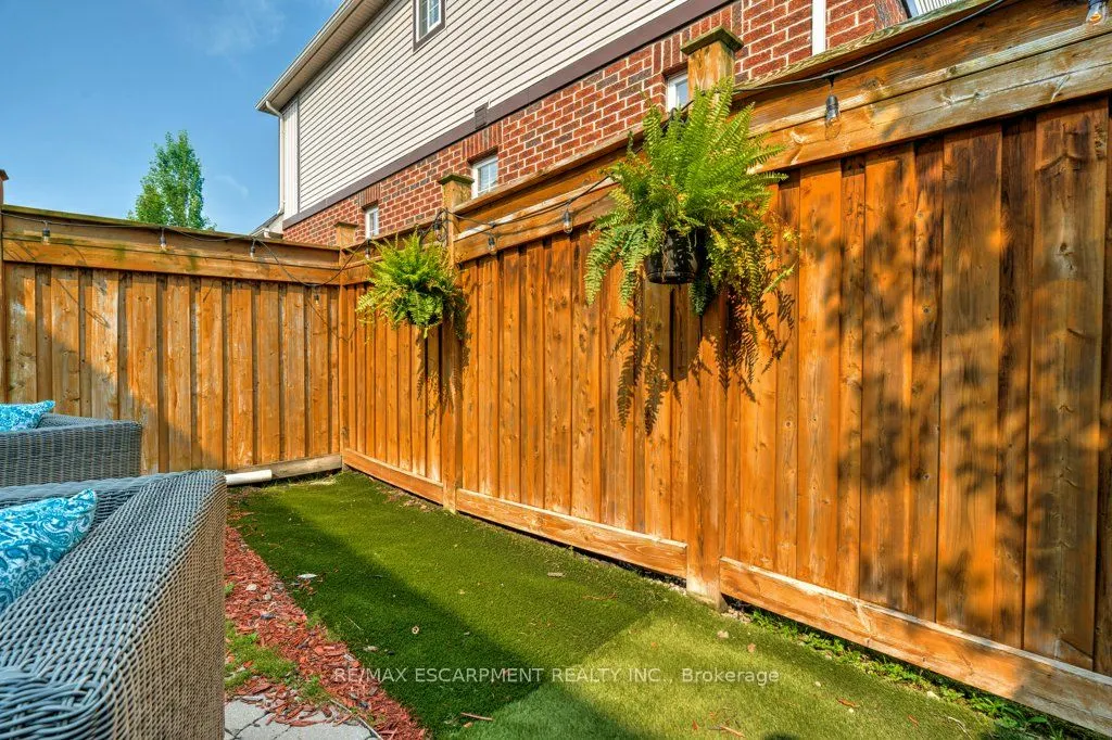 79 Browview Drive