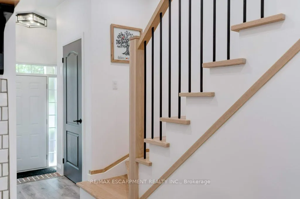 79 Browview Drive