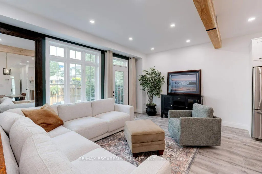 79 Browview Drive