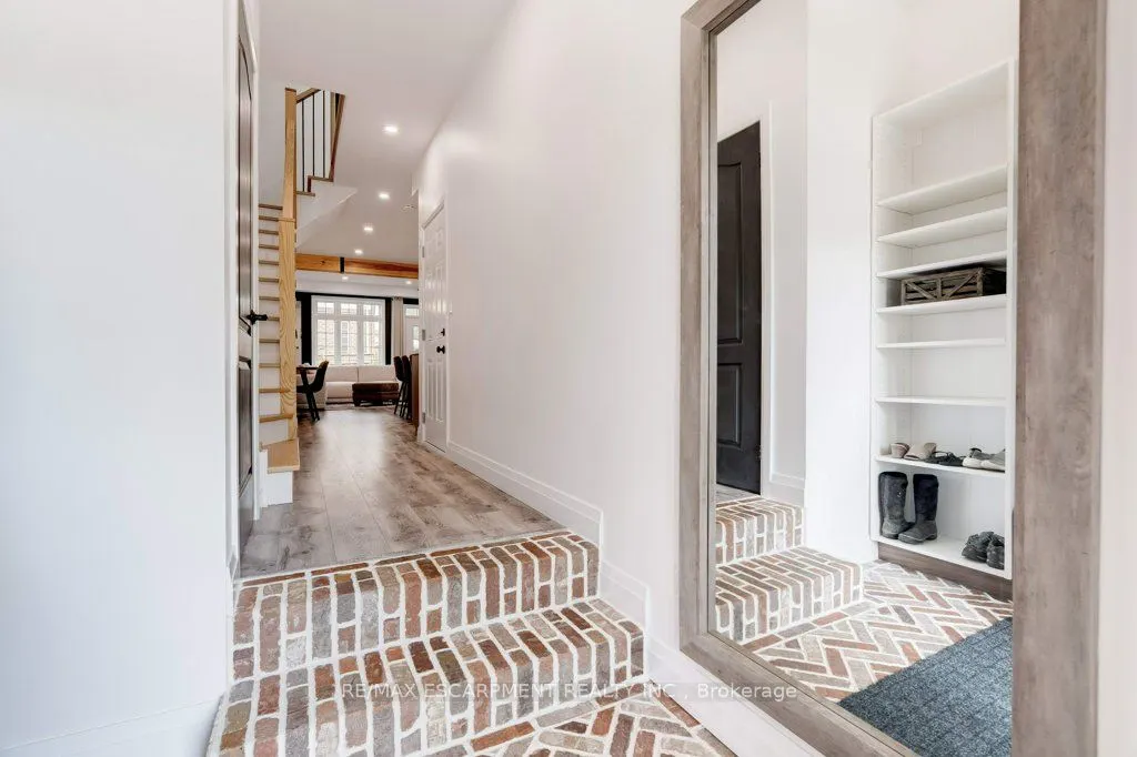 79 Browview Drive