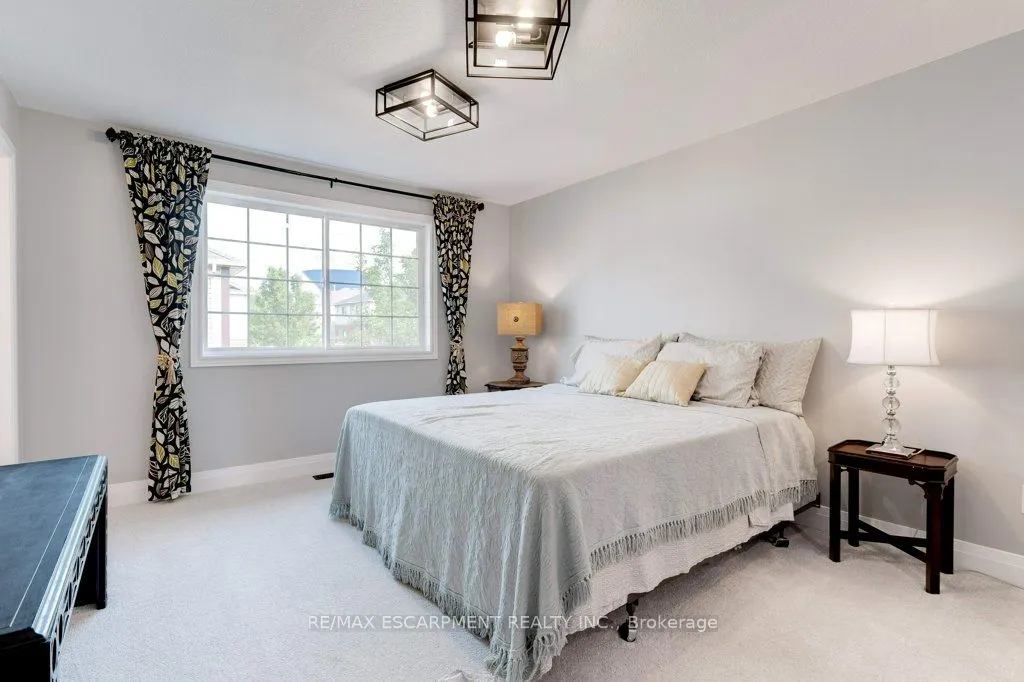 79 Browview Drive
