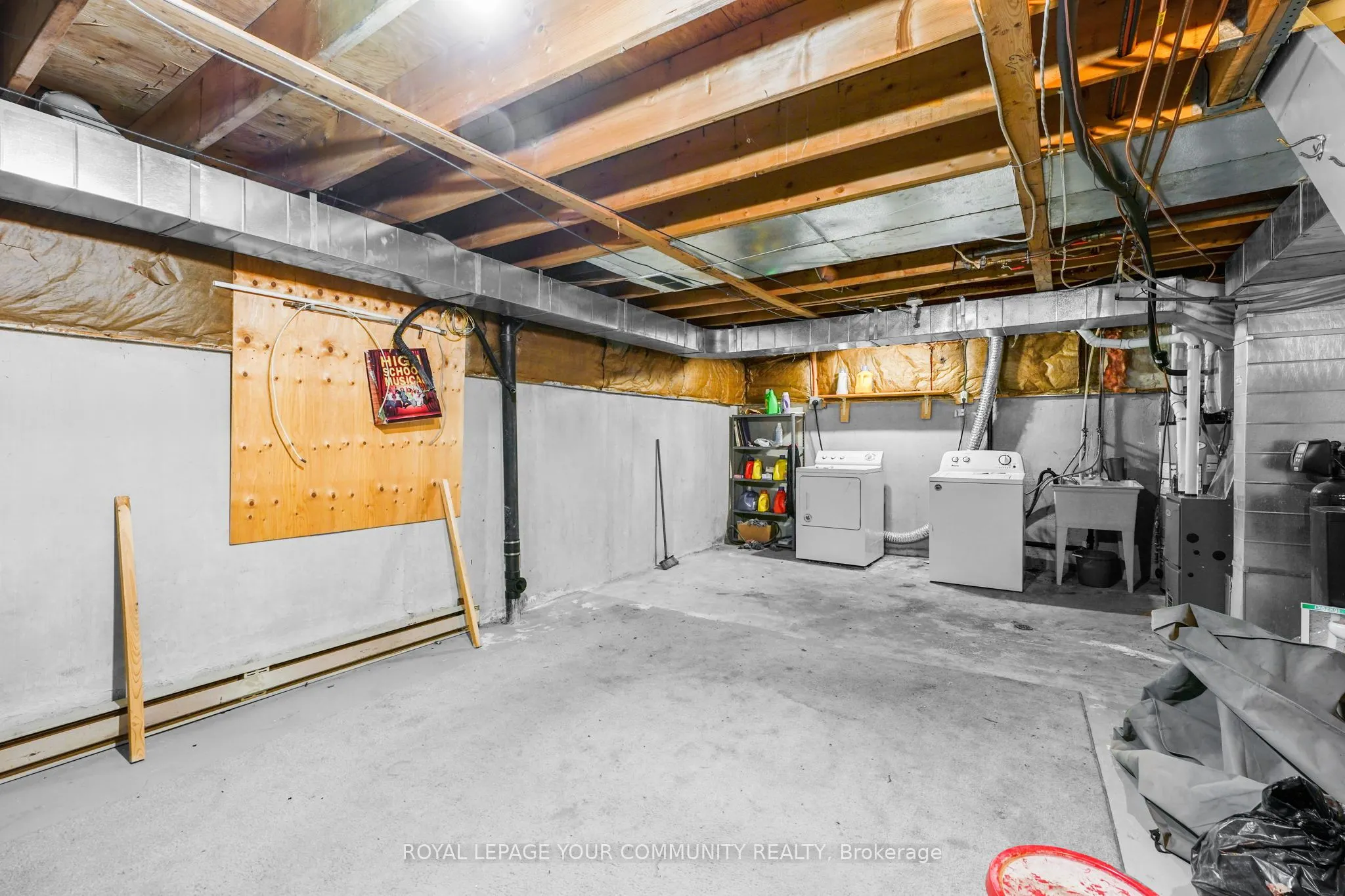 651 Albert Street, #J