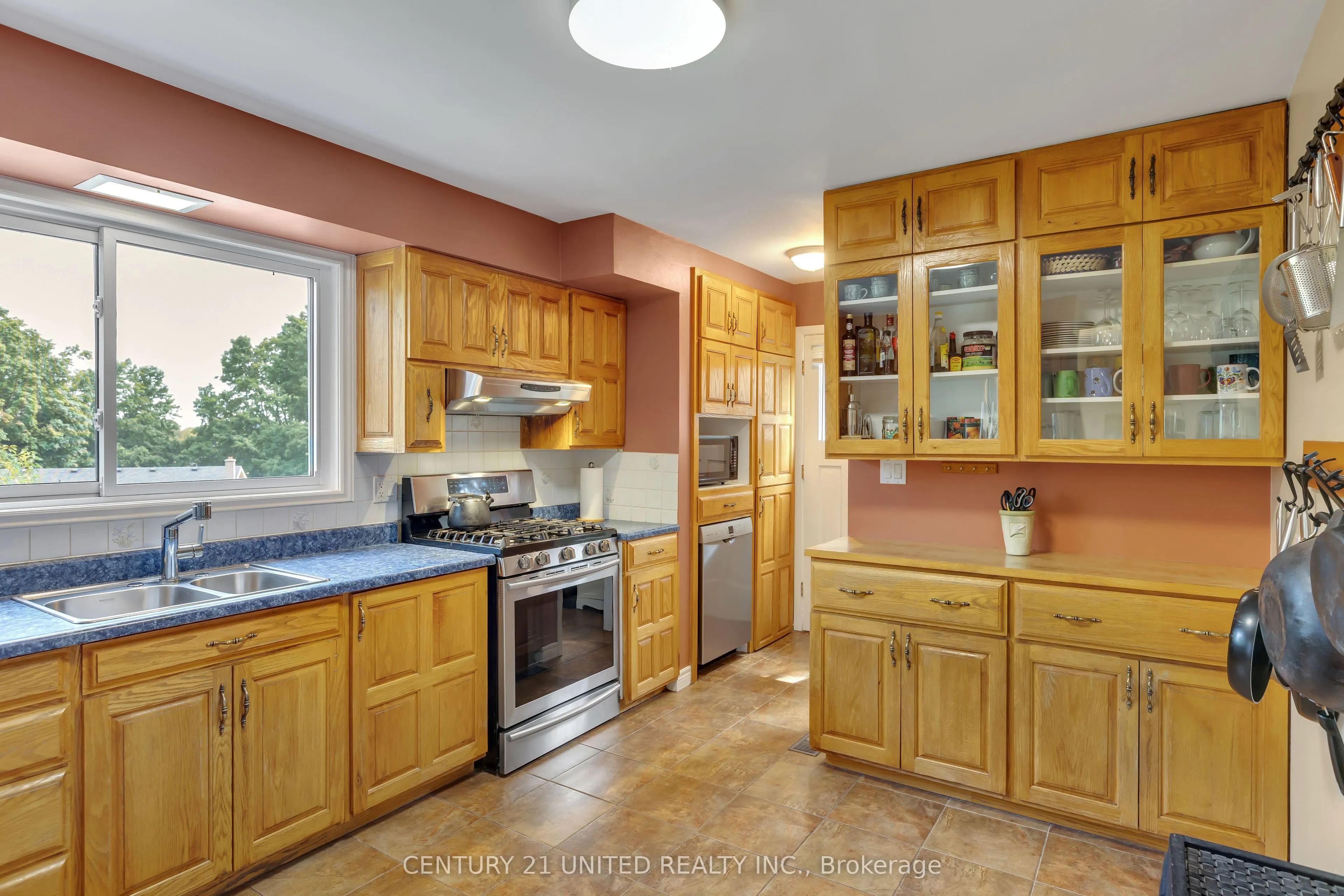 1296 Edmison Drive