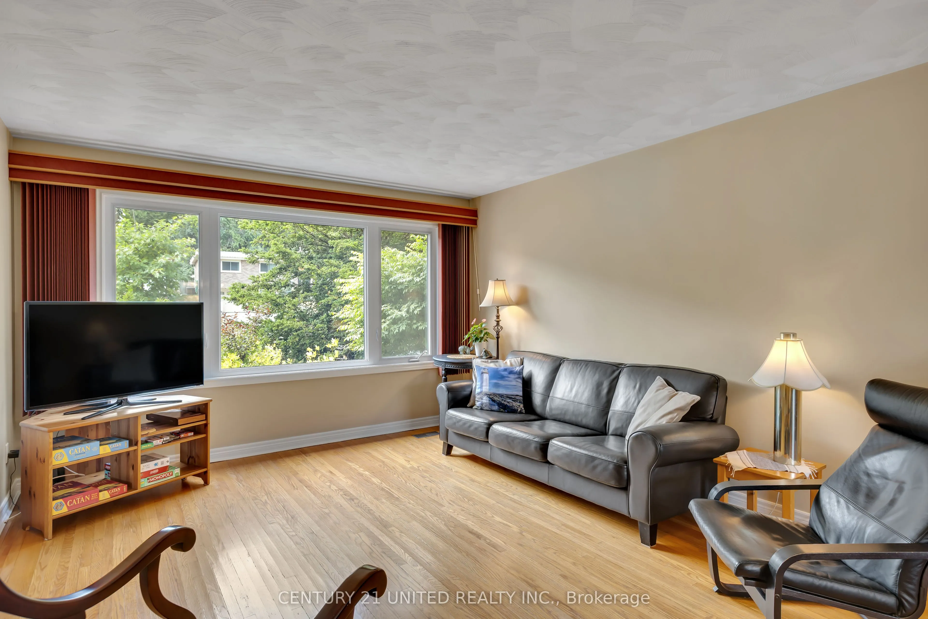 1296 Edmison Drive