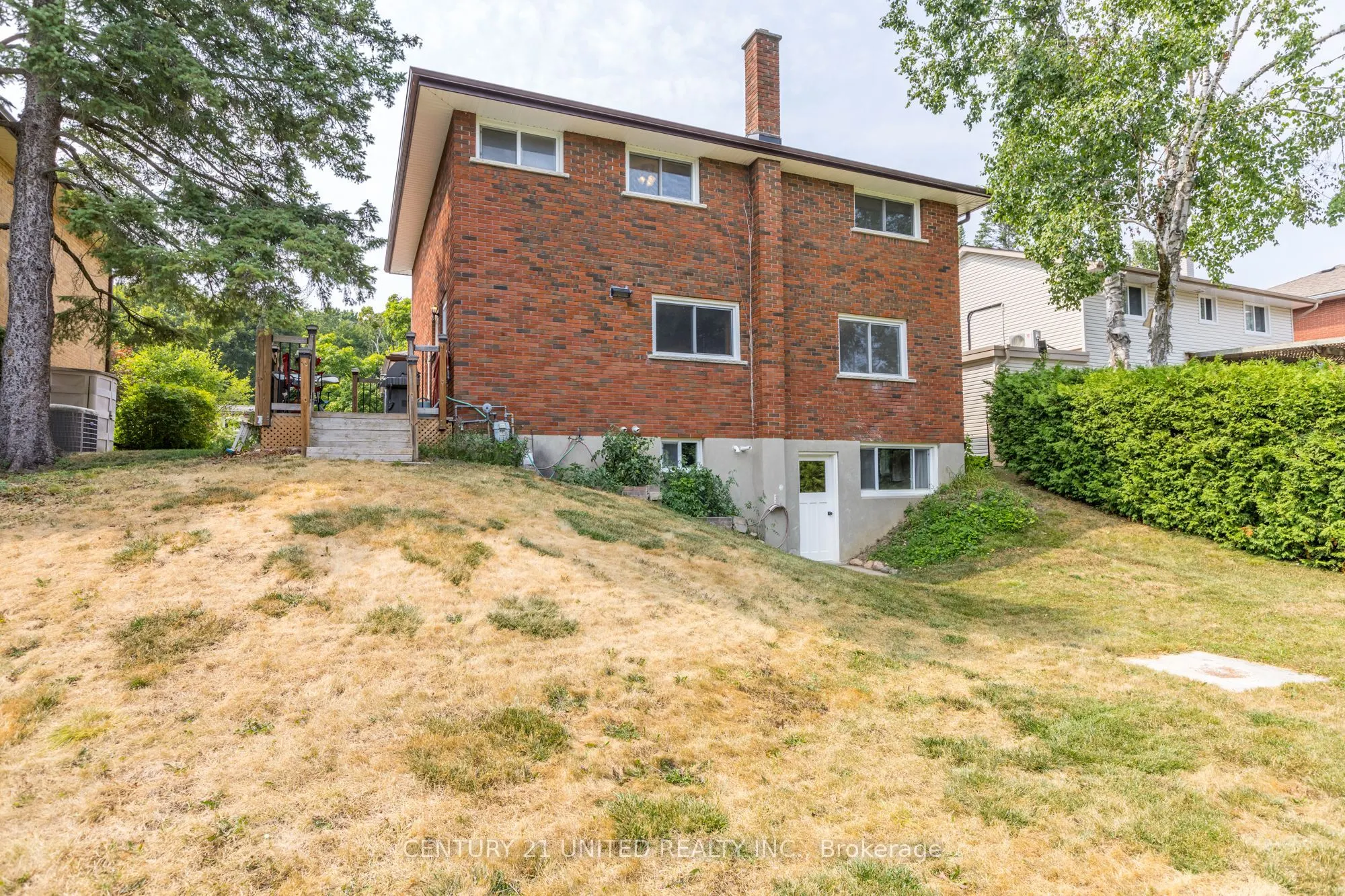 1296 Edmison Drive