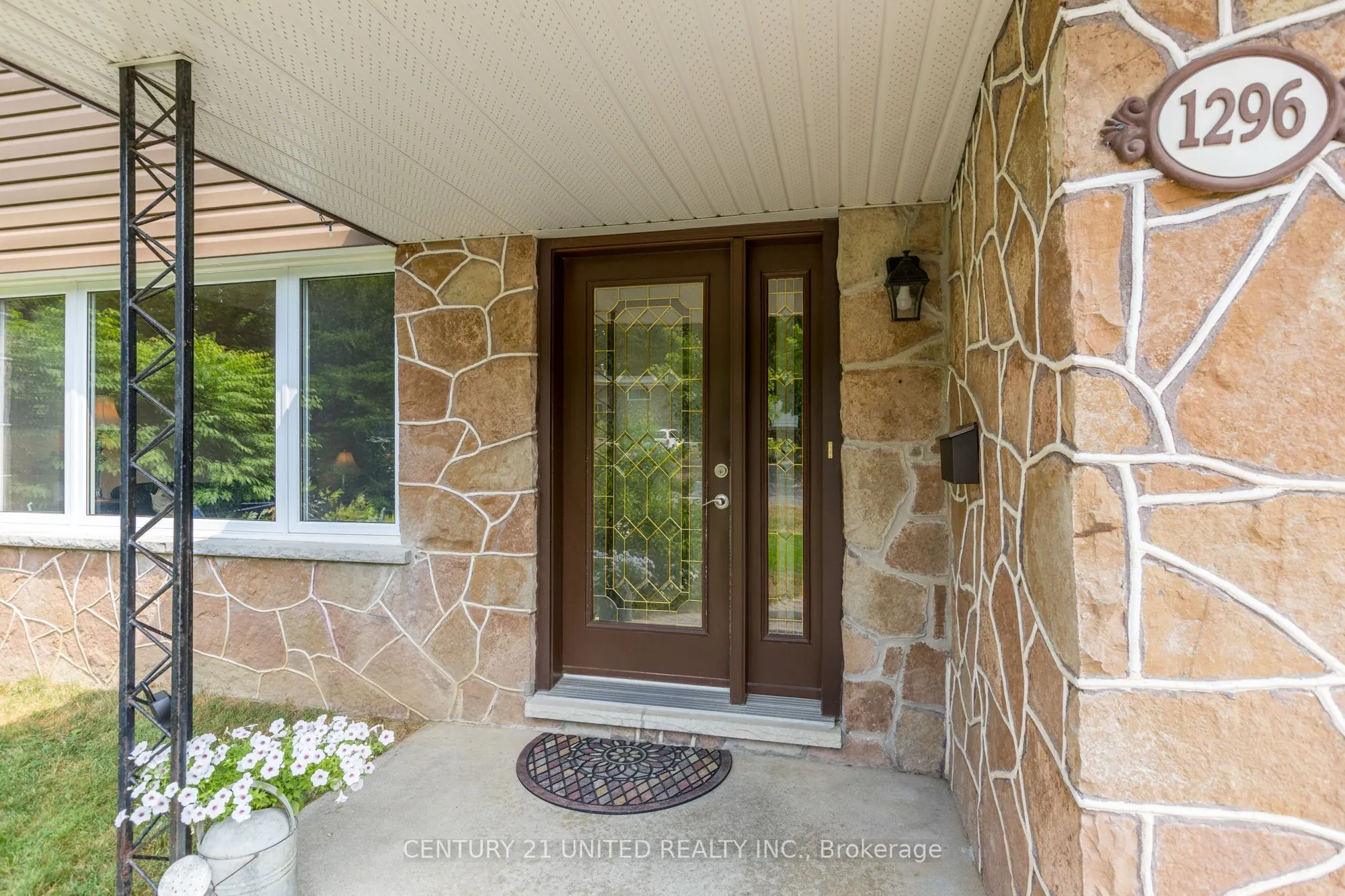 1296 Edmison Drive