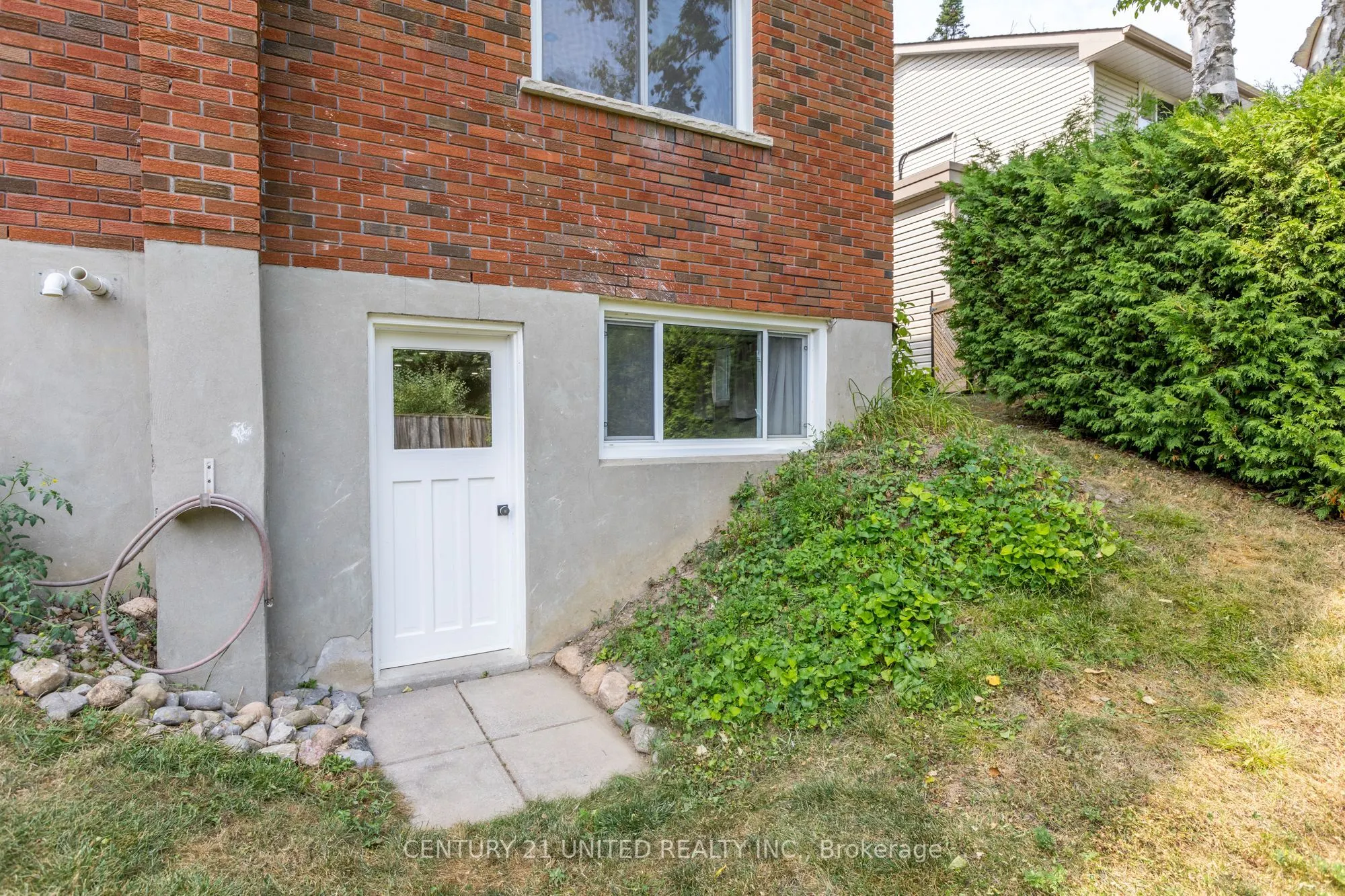 1296 Edmison Drive