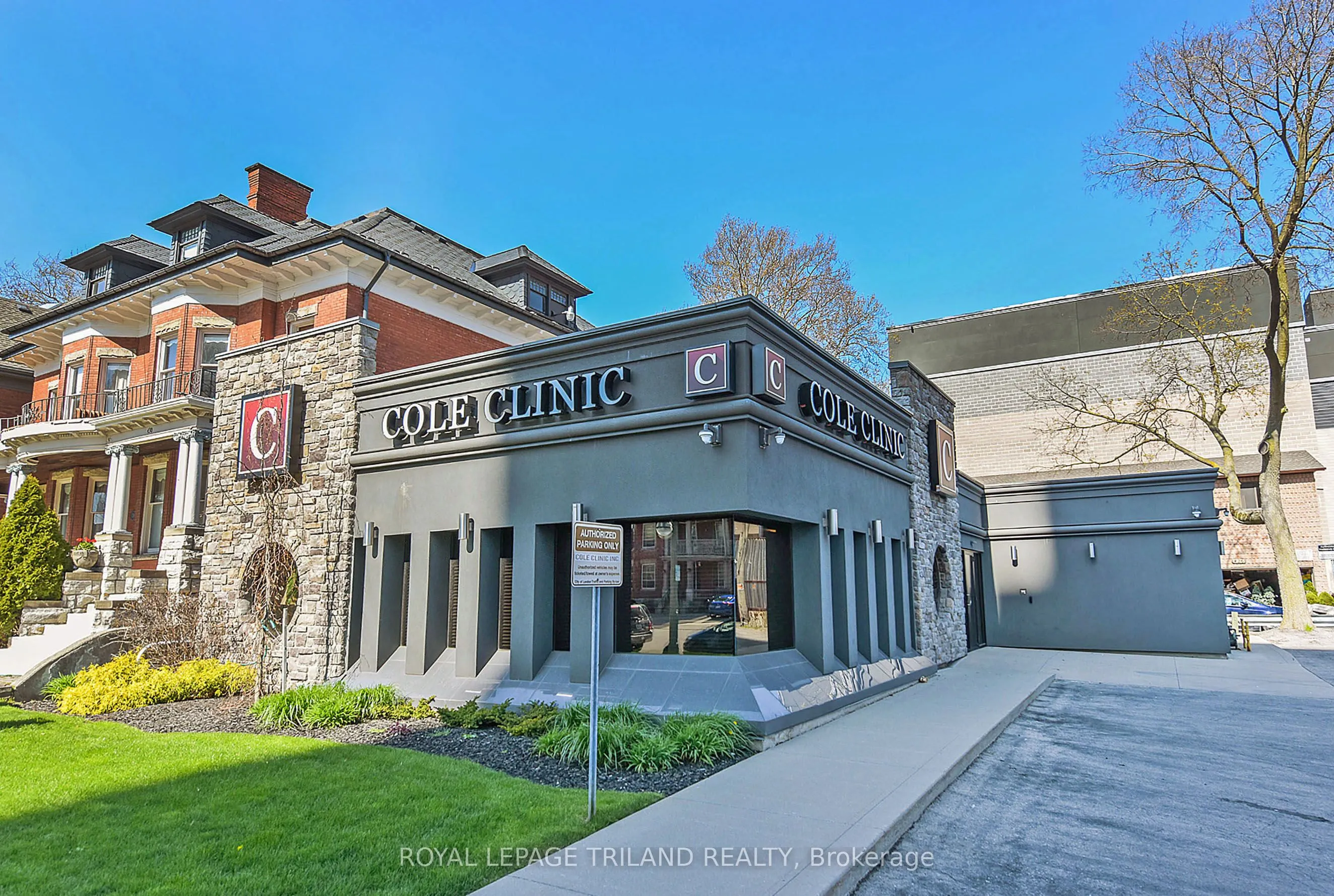 424 WATERLOO Street