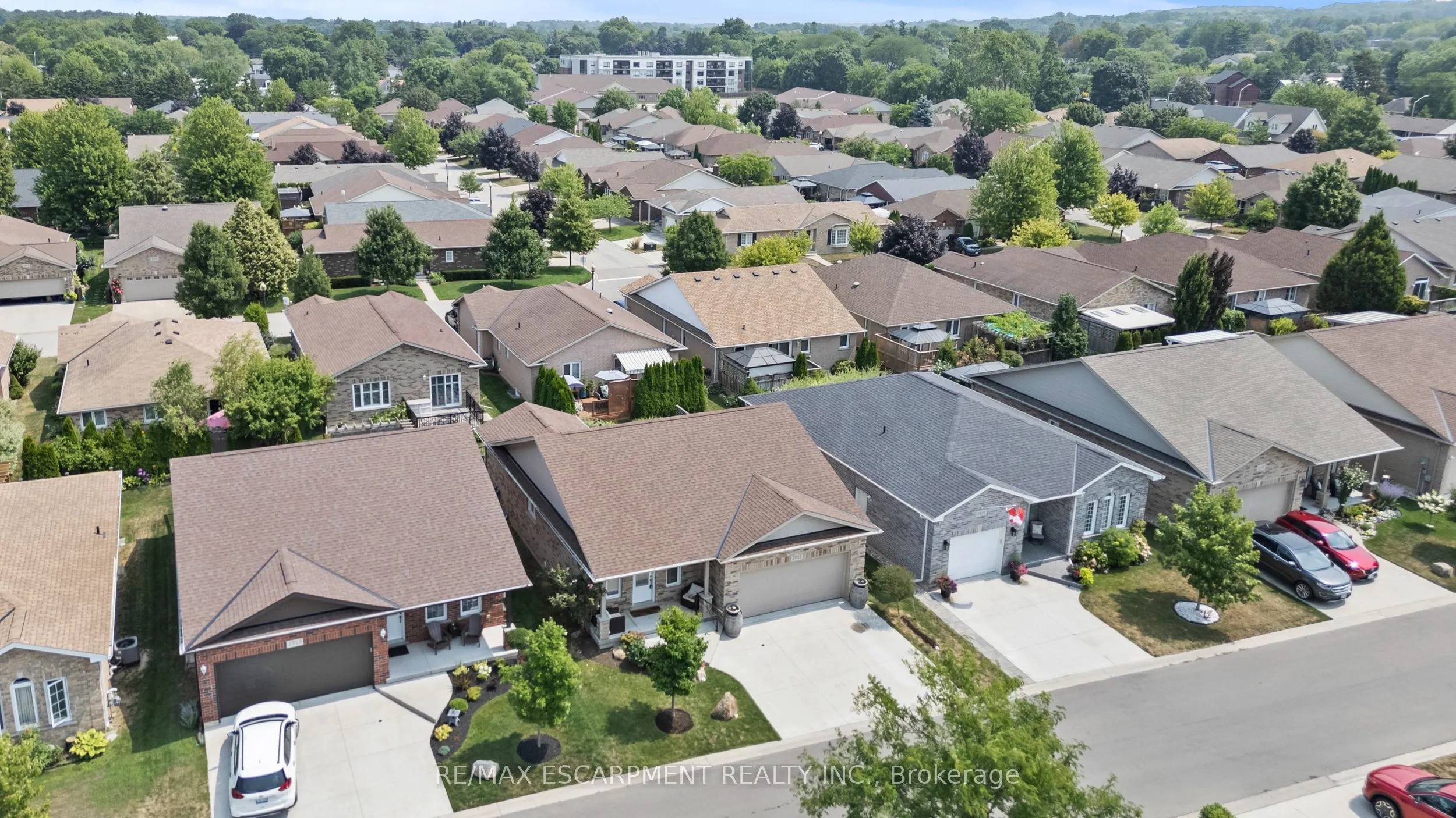 3923 Sunset Lane