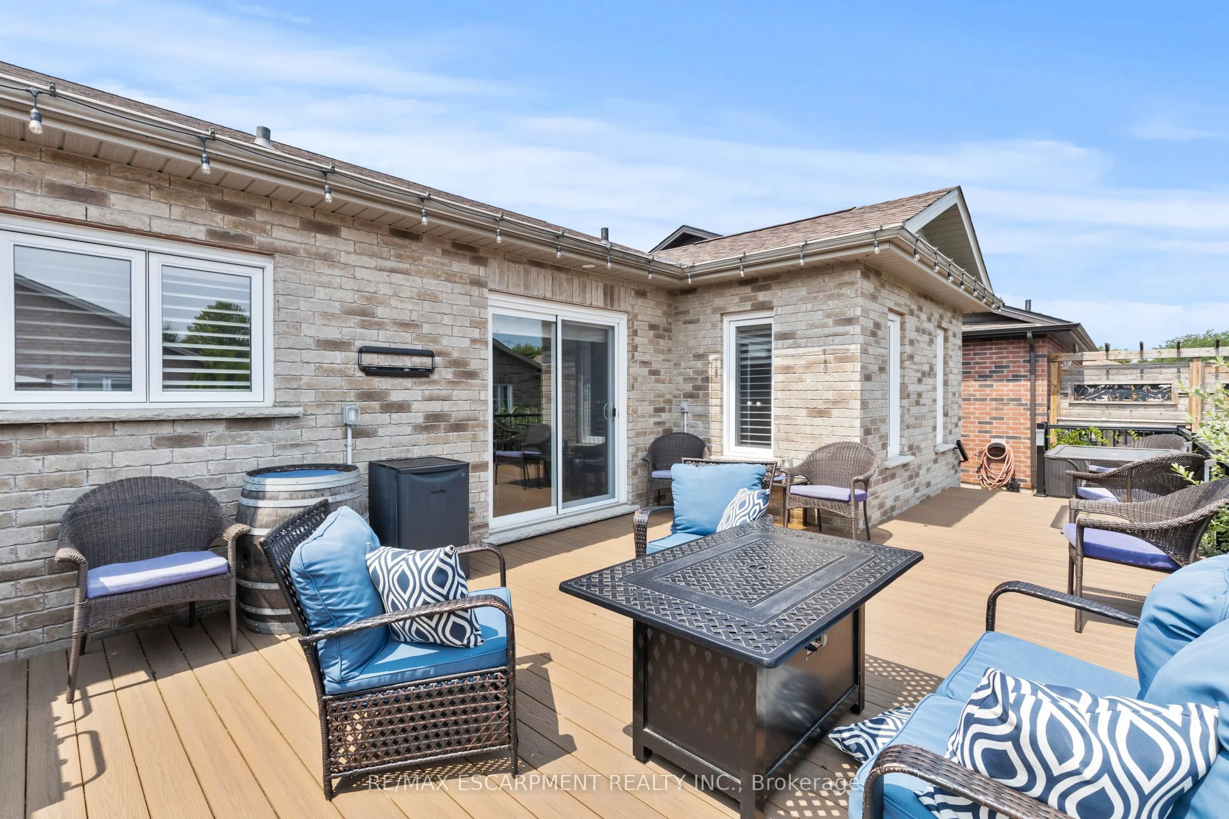3923 Sunset Lane