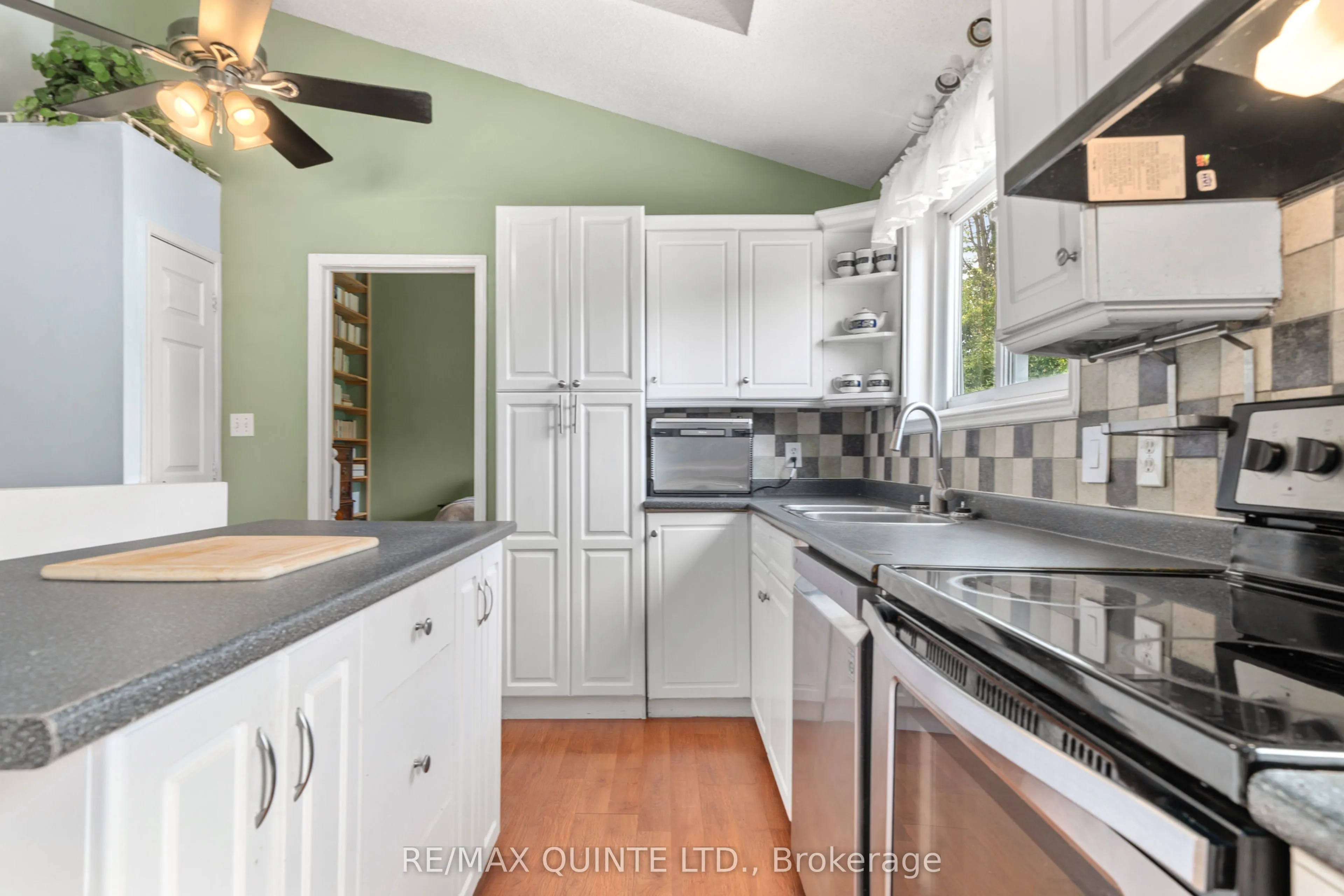 53 Quinte View Drive