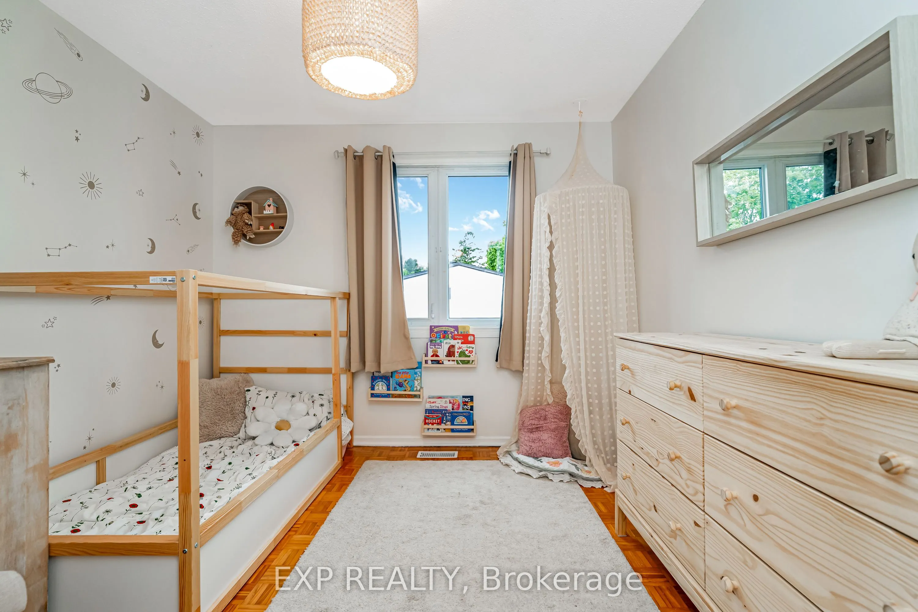 837 Eastvale Drive