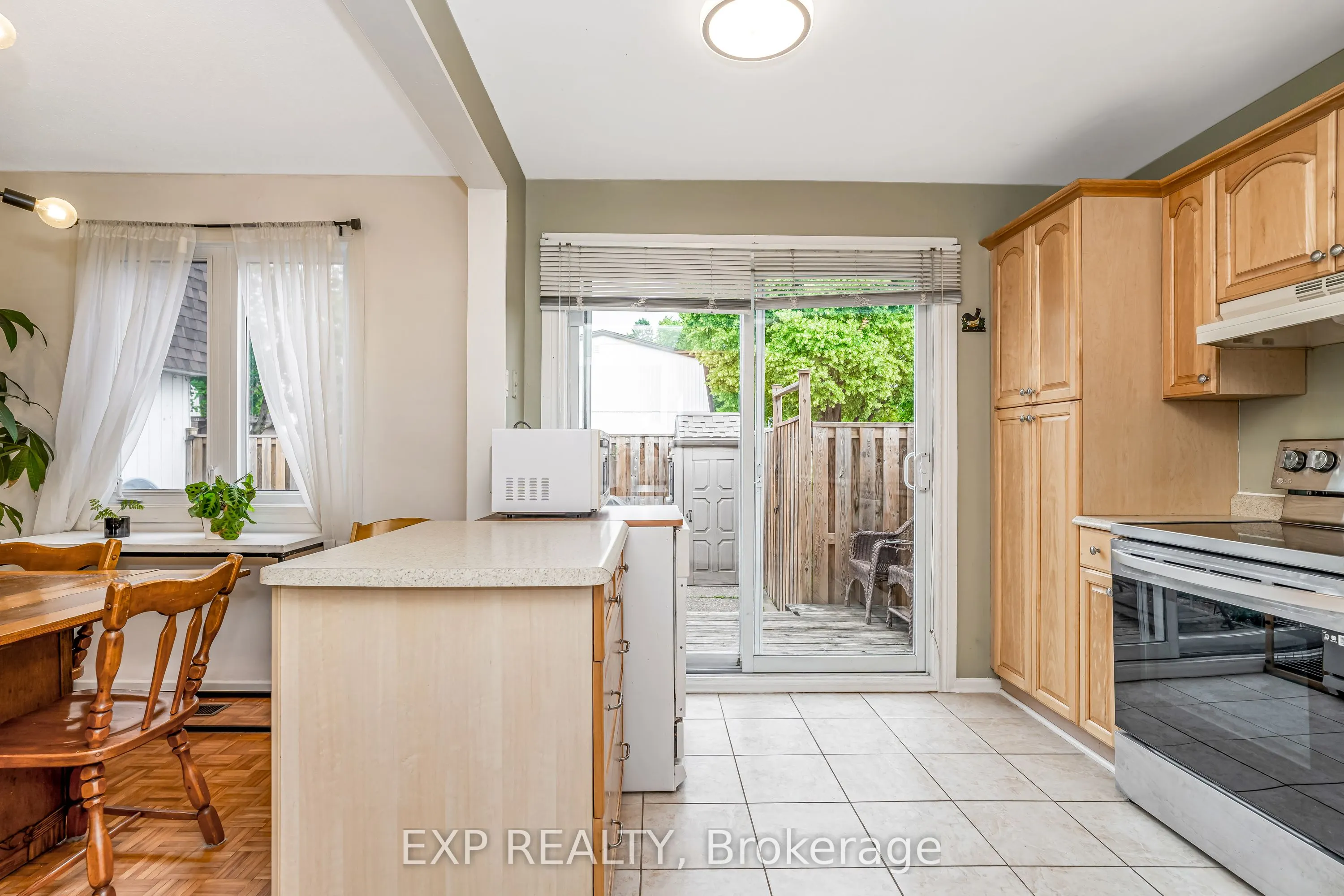 837 Eastvale Drive