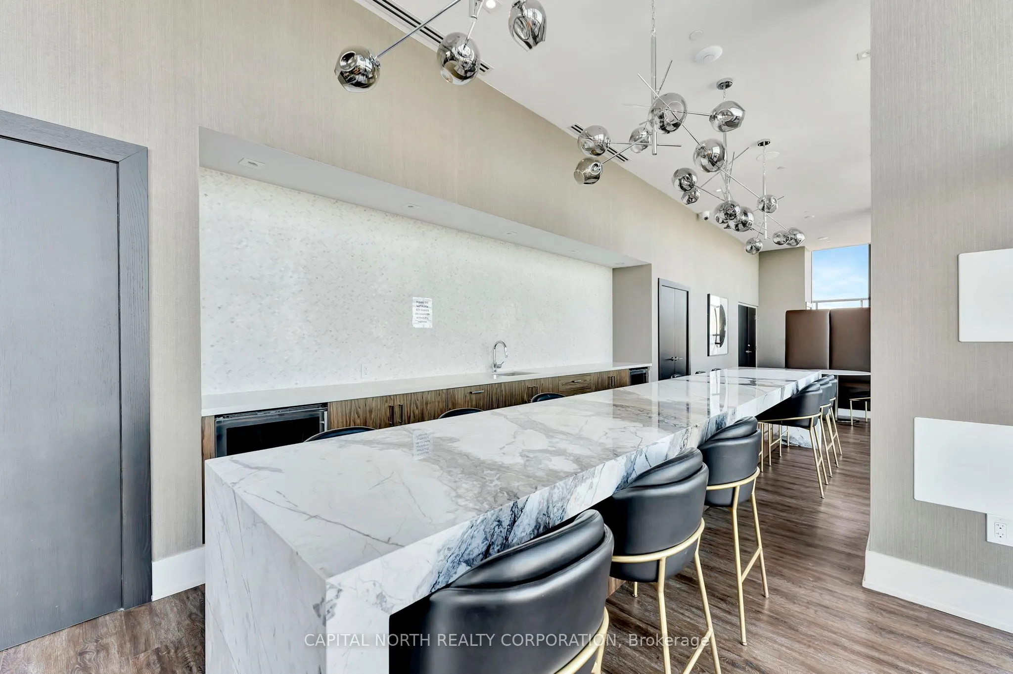 385 Winston Road, #406