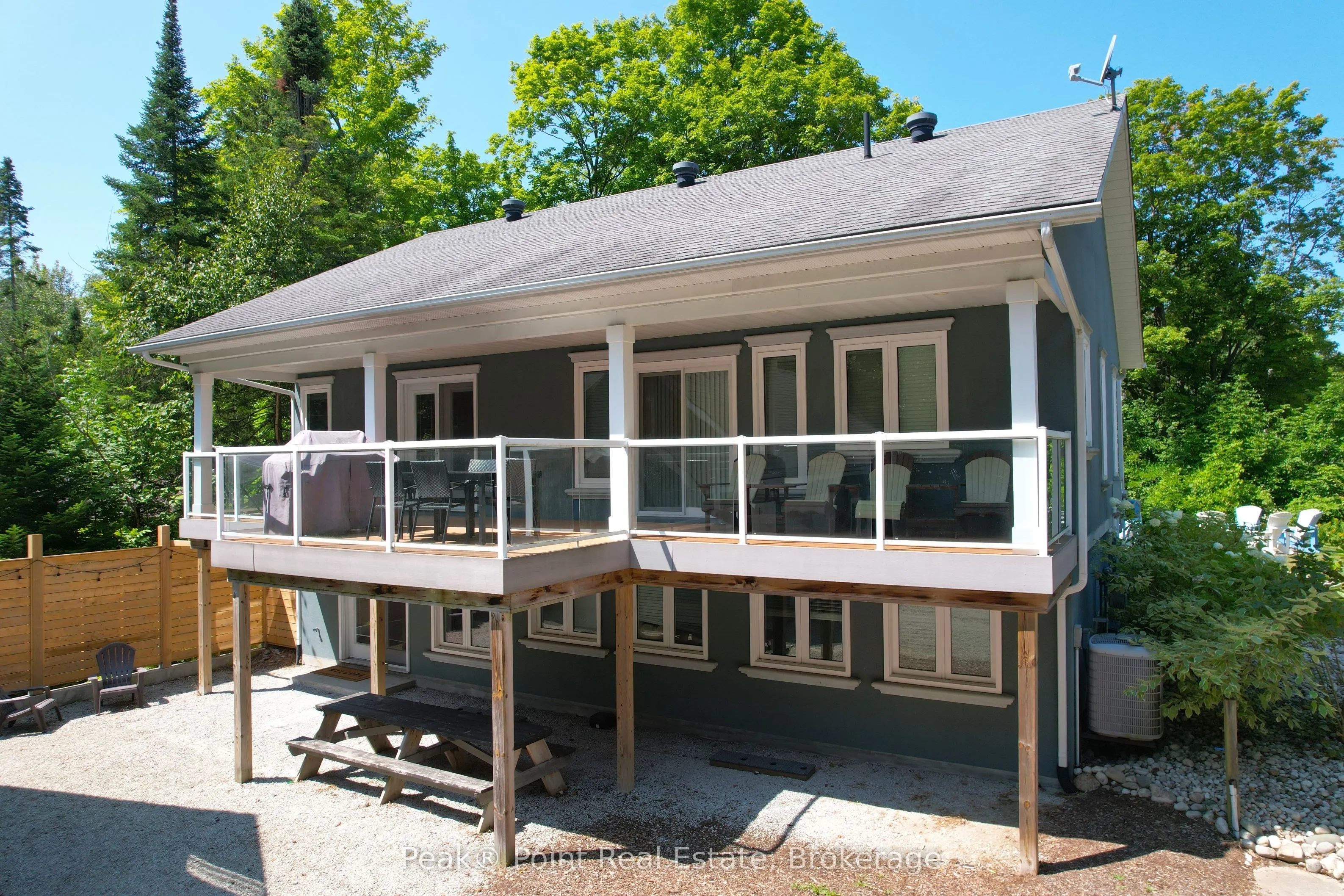 37 Silver Lake Crescent