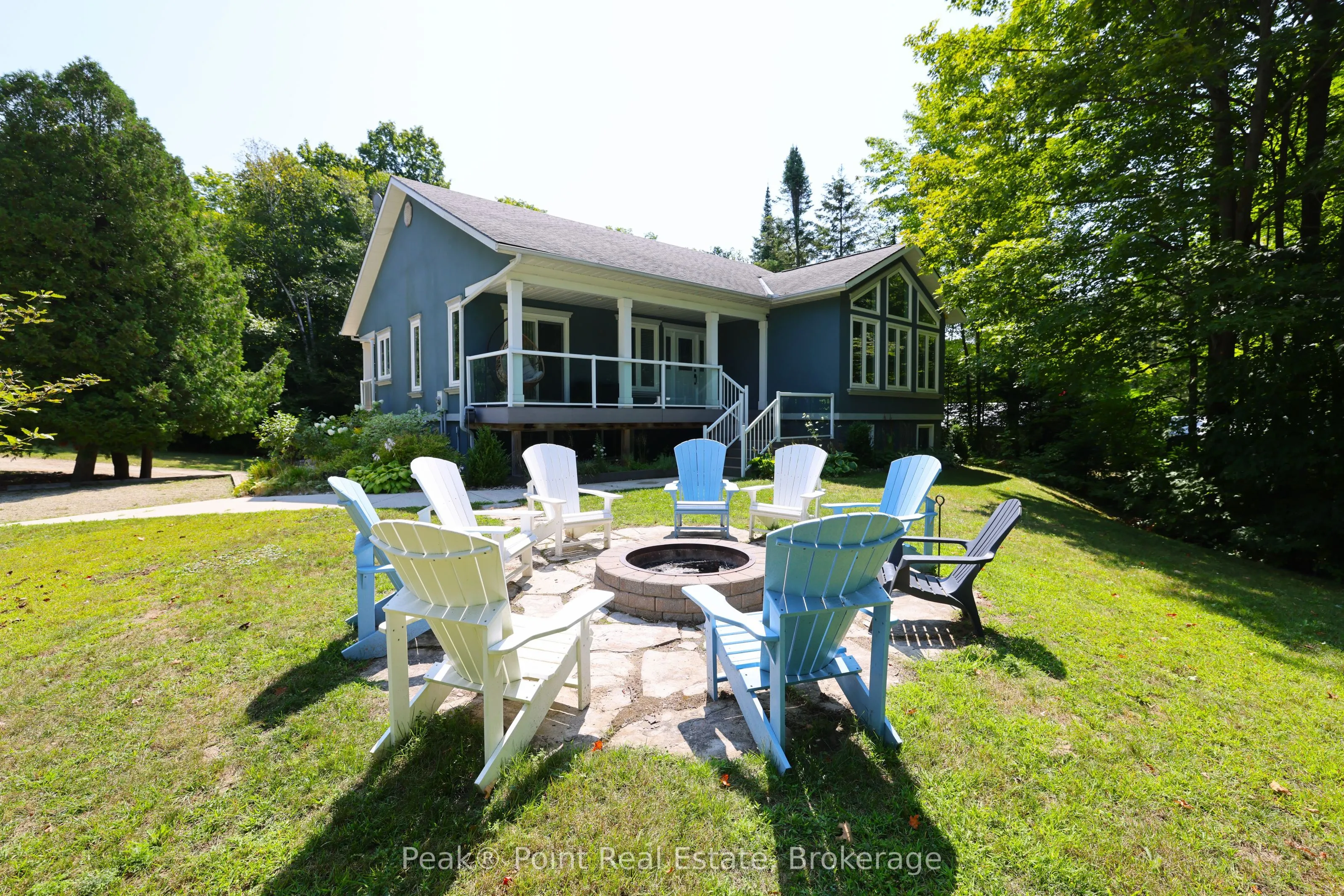 37 Silver Lake Crescent