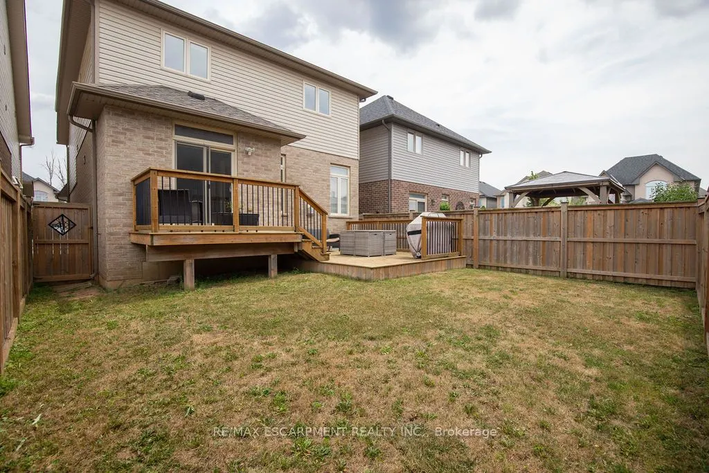69 Winslow Way