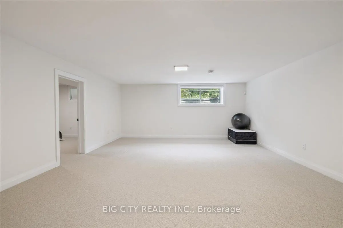9150 Willoughby Drive, #23