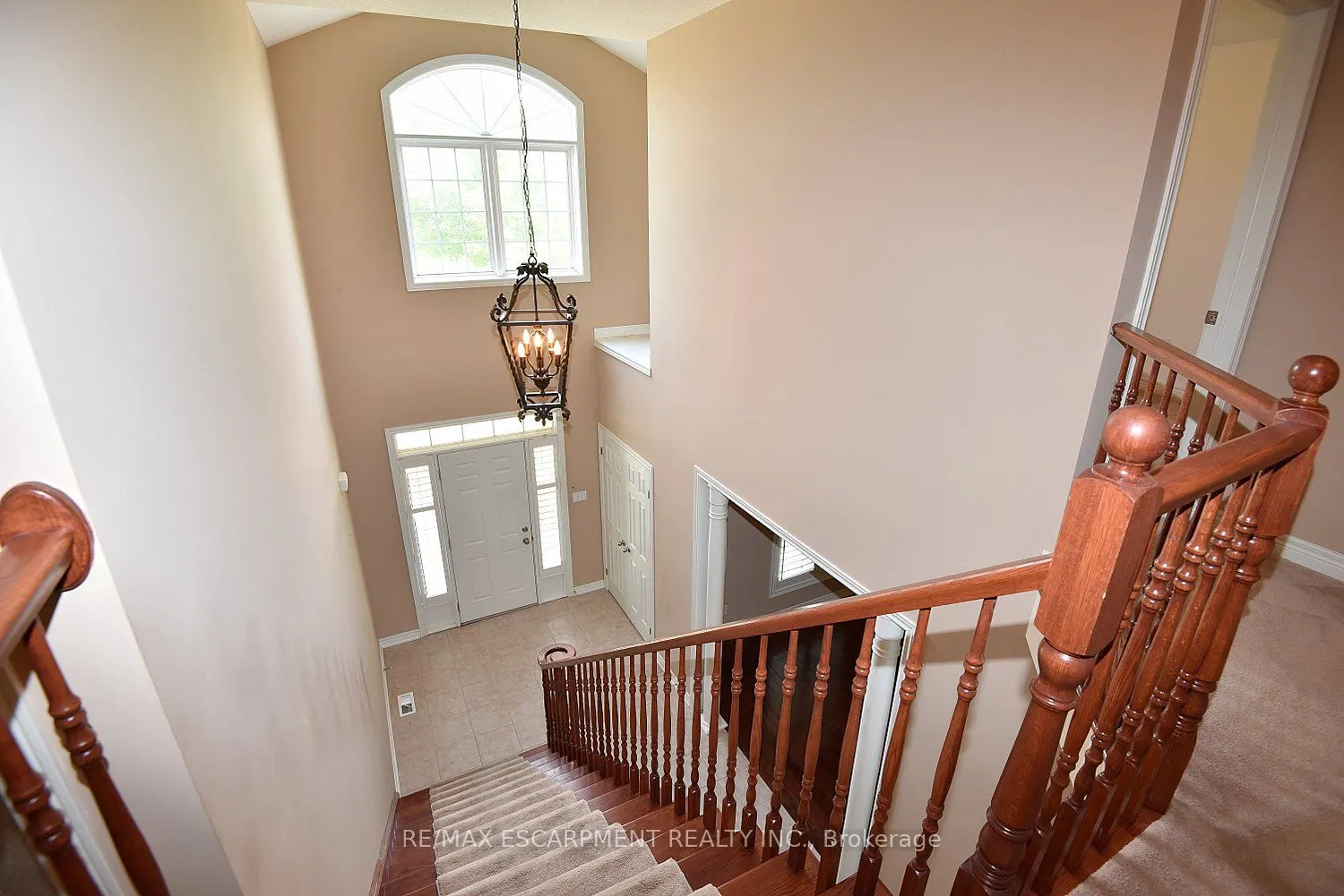 152 TOLLGATE Drive
