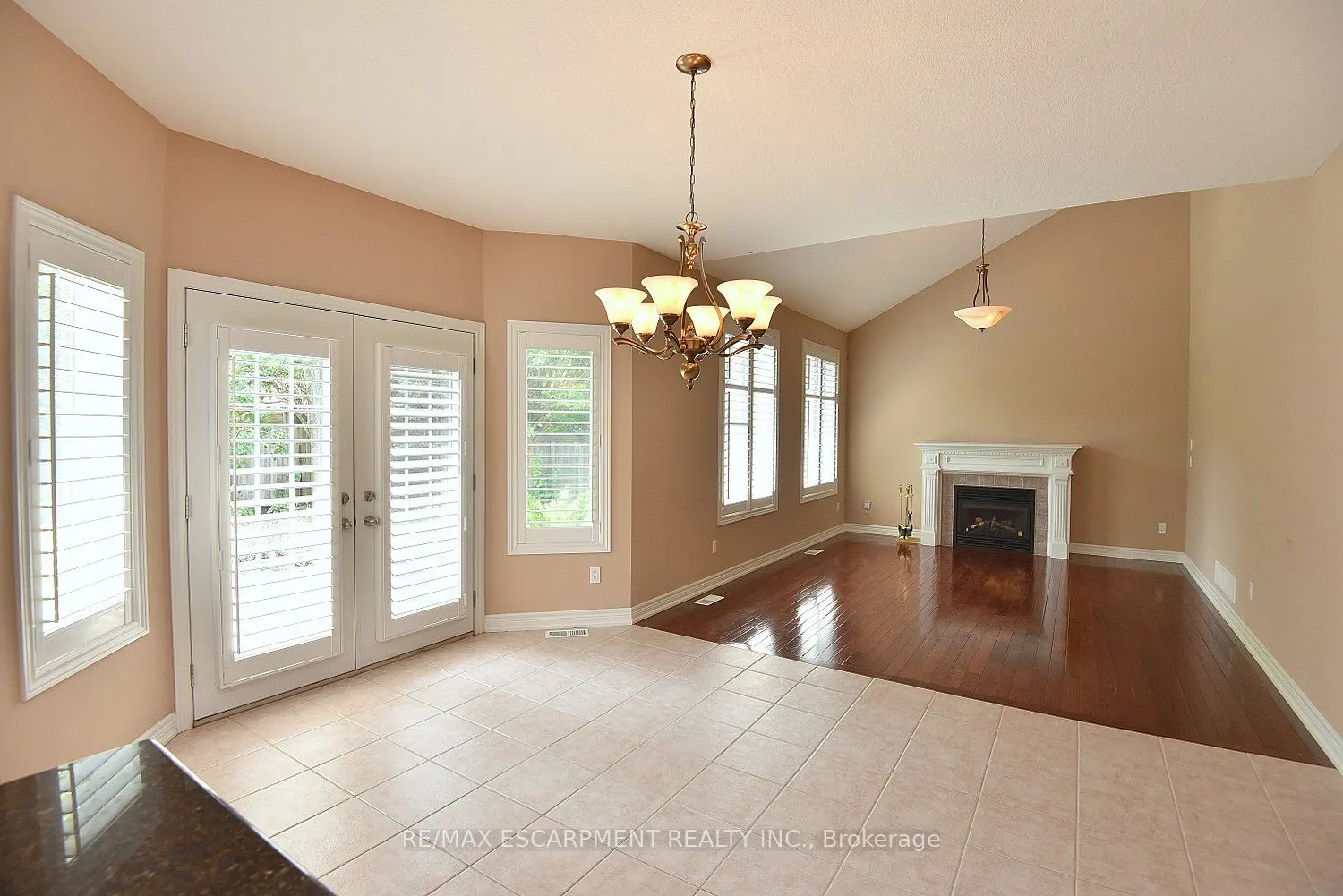152 TOLLGATE Drive