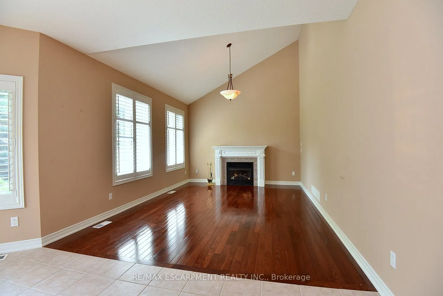 152 TOLLGATE Drive