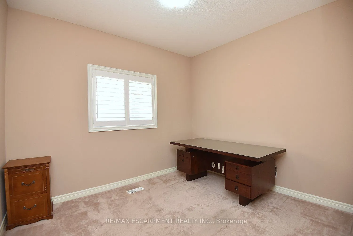 152 TOLLGATE Drive
