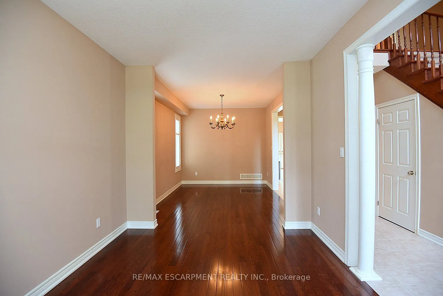 152 TOLLGATE Drive
