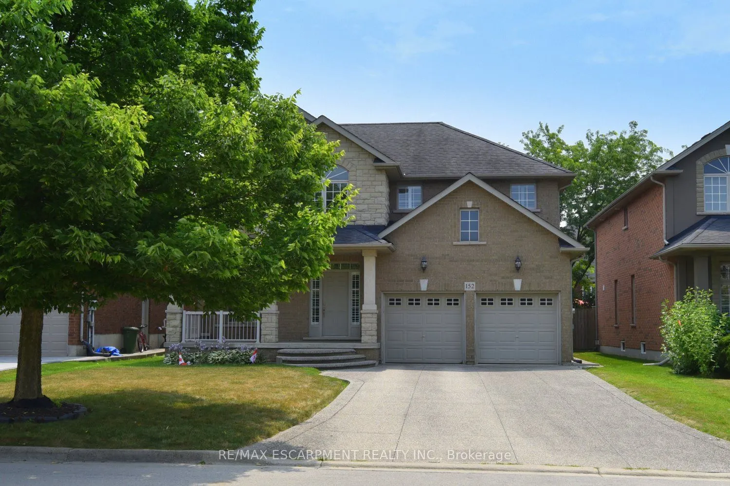 152 TOLLGATE Drive
