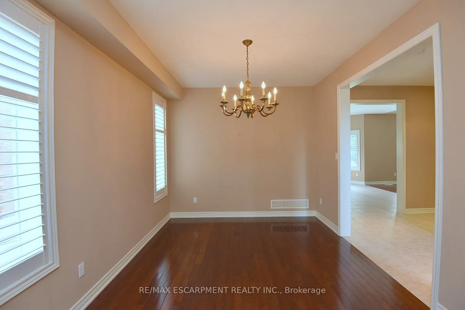 152 TOLLGATE Drive