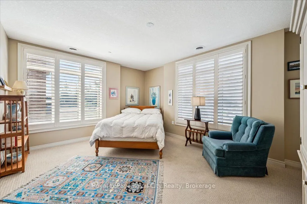 71 Bayberry Drive, #212