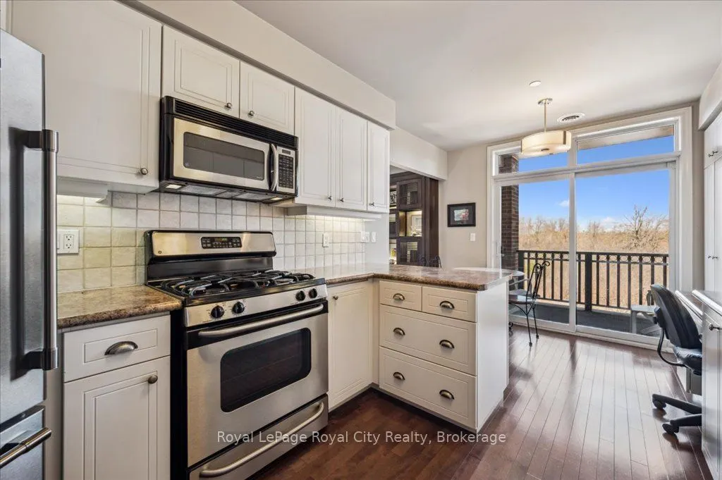 71 Bayberry Drive, #212