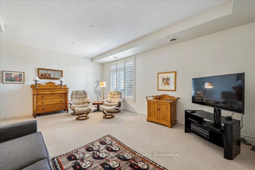 71 Bayberry Drive, #212