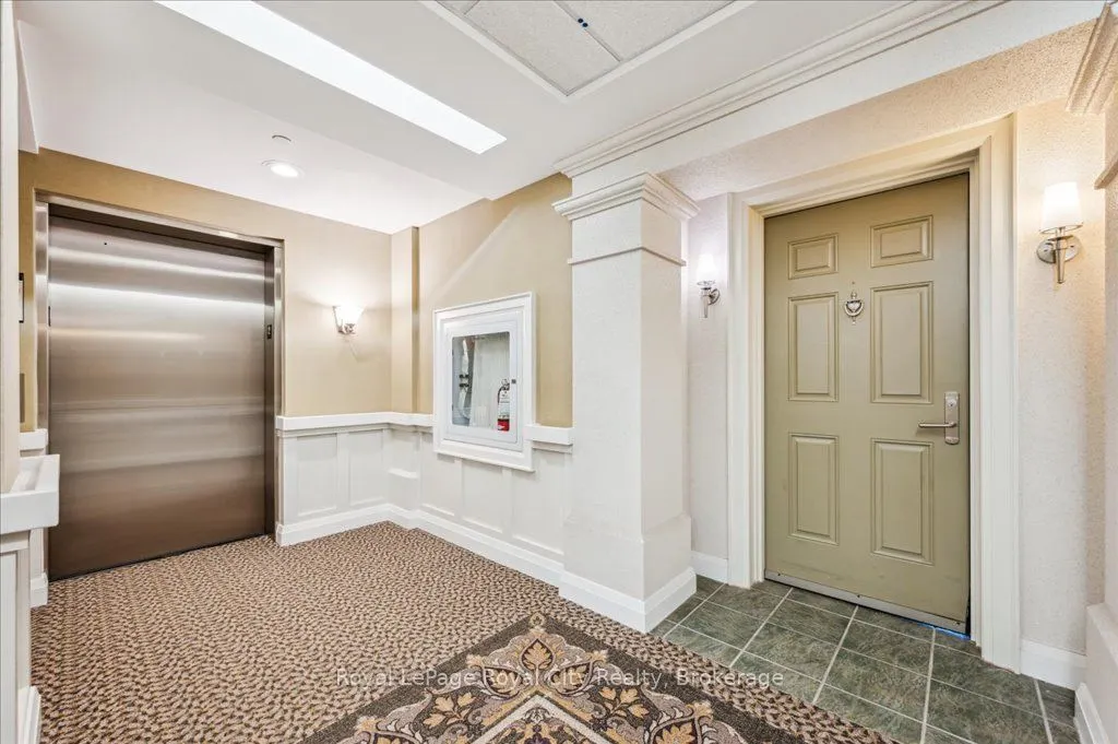 71 Bayberry Drive, #212