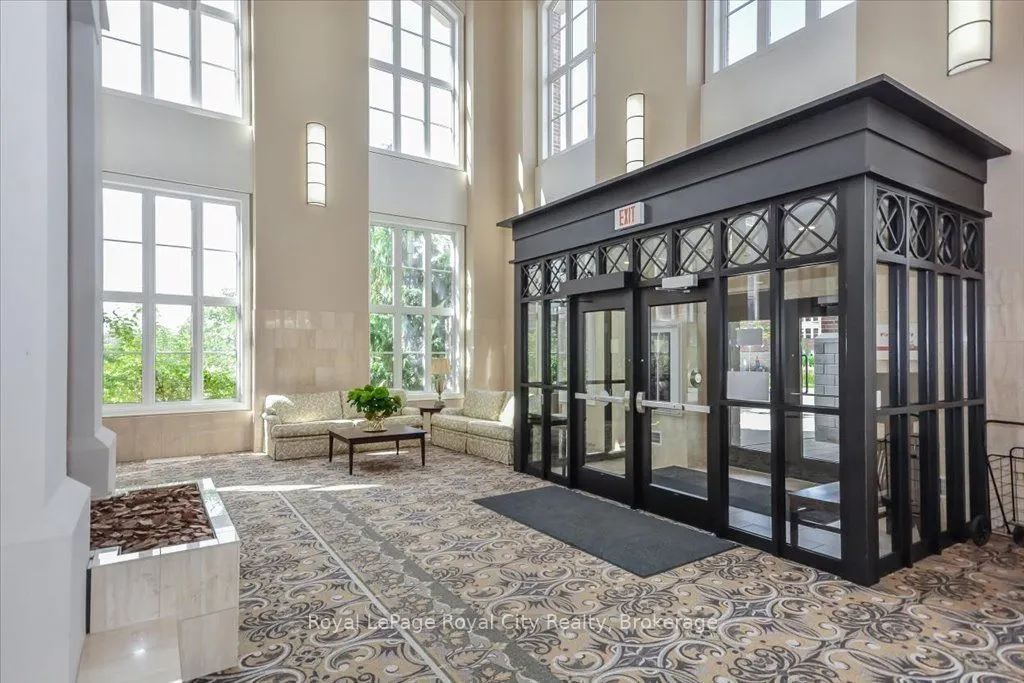71 Bayberry Drive, #212