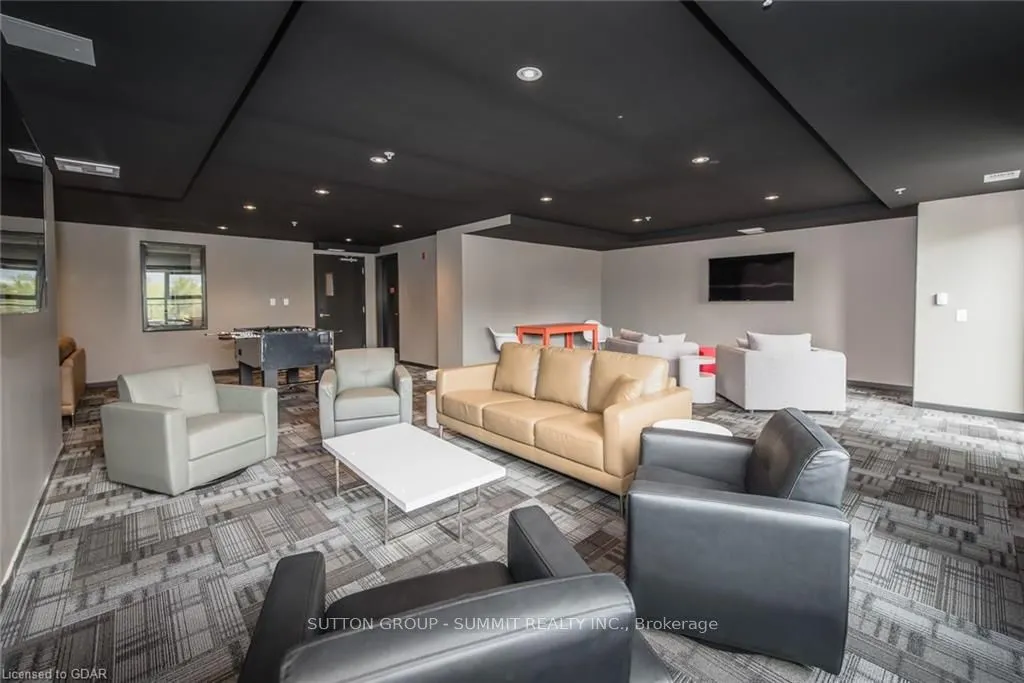 1291 Gordon Street, #216