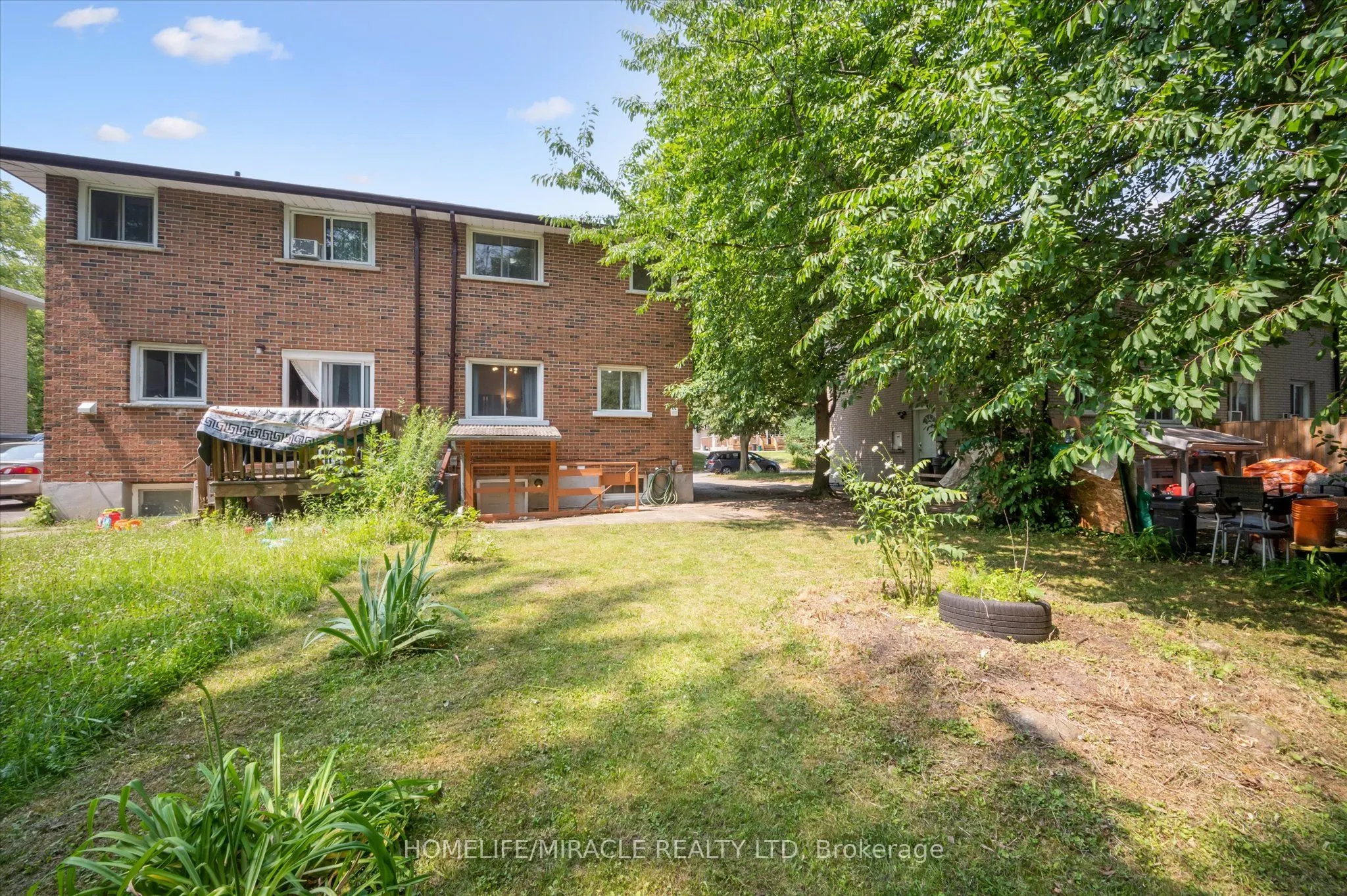 187 A Cedarvale Crescent