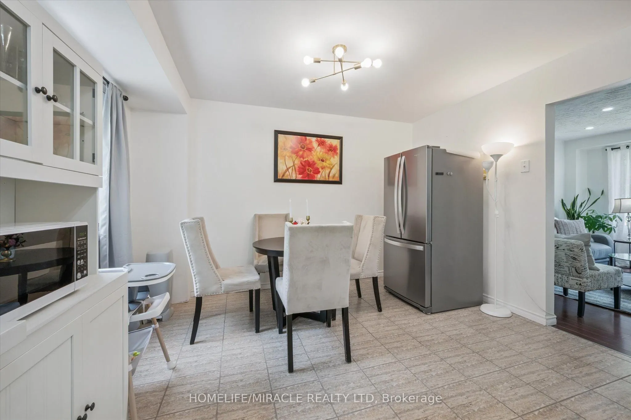 187 A Cedarvale Crescent