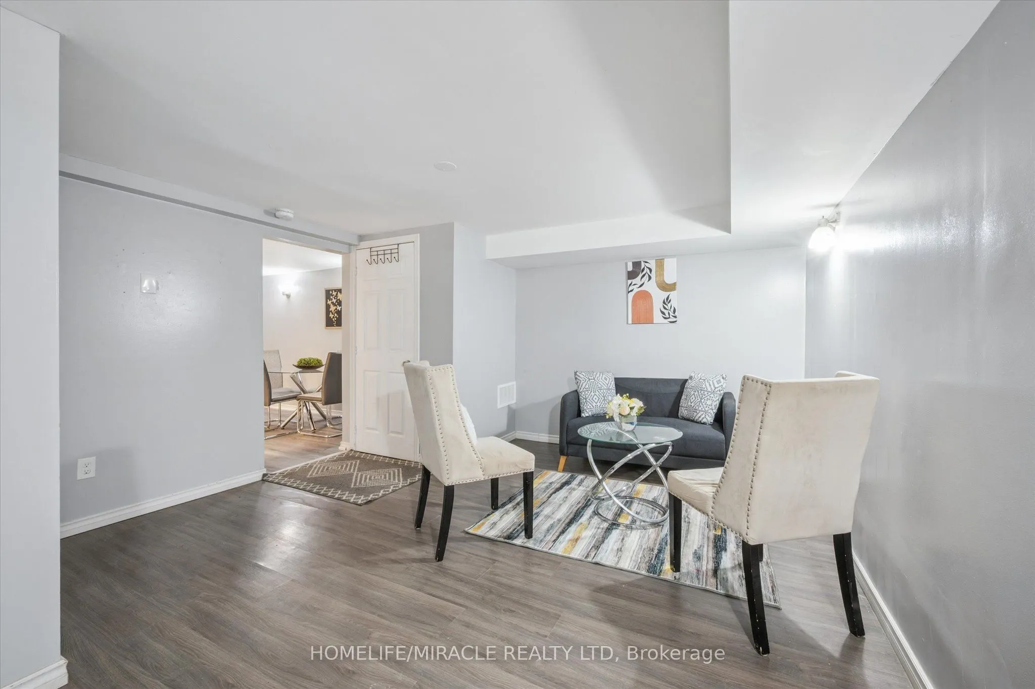 187 A Cedarvale Crescent