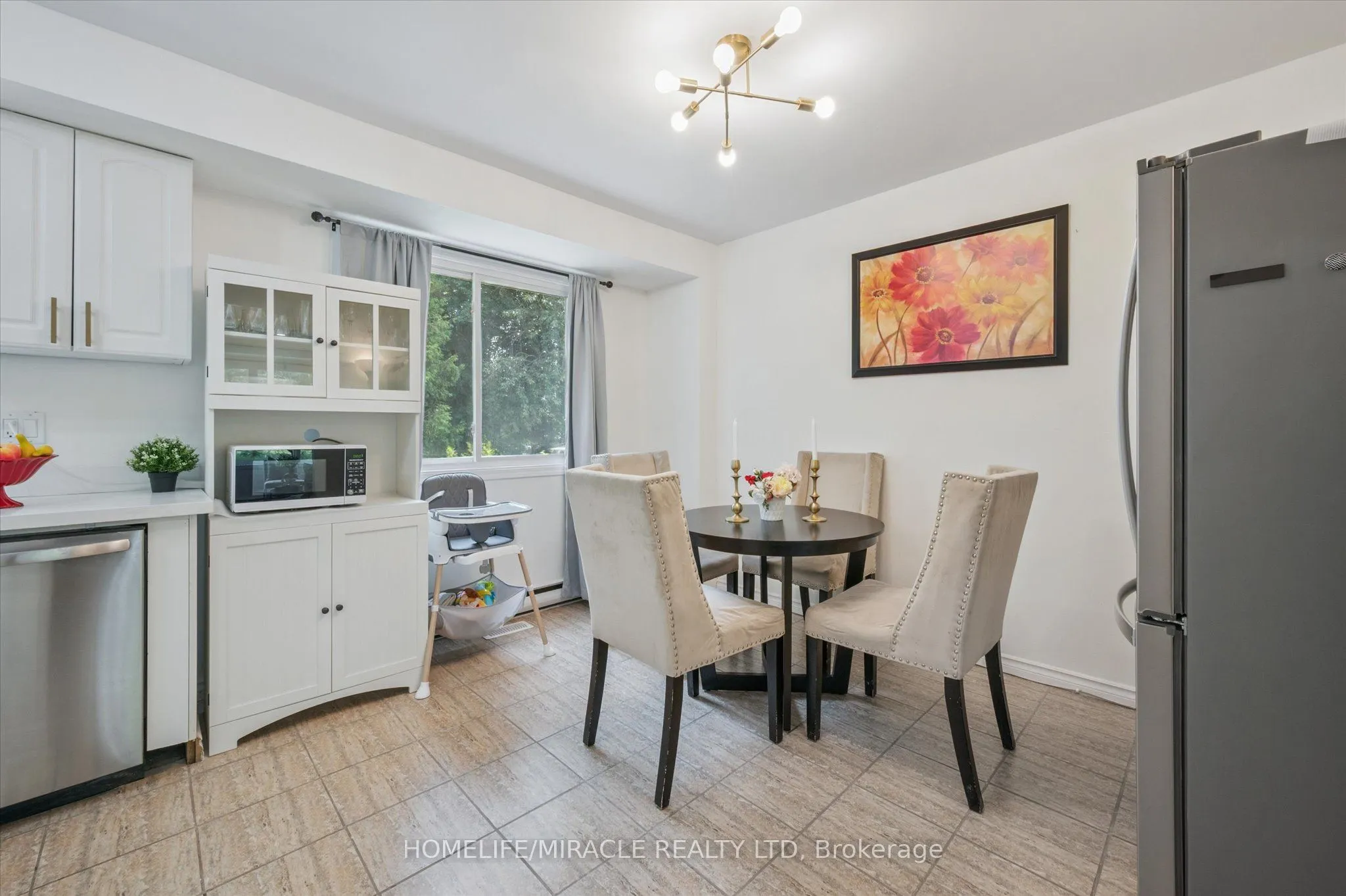 187 A Cedarvale Crescent