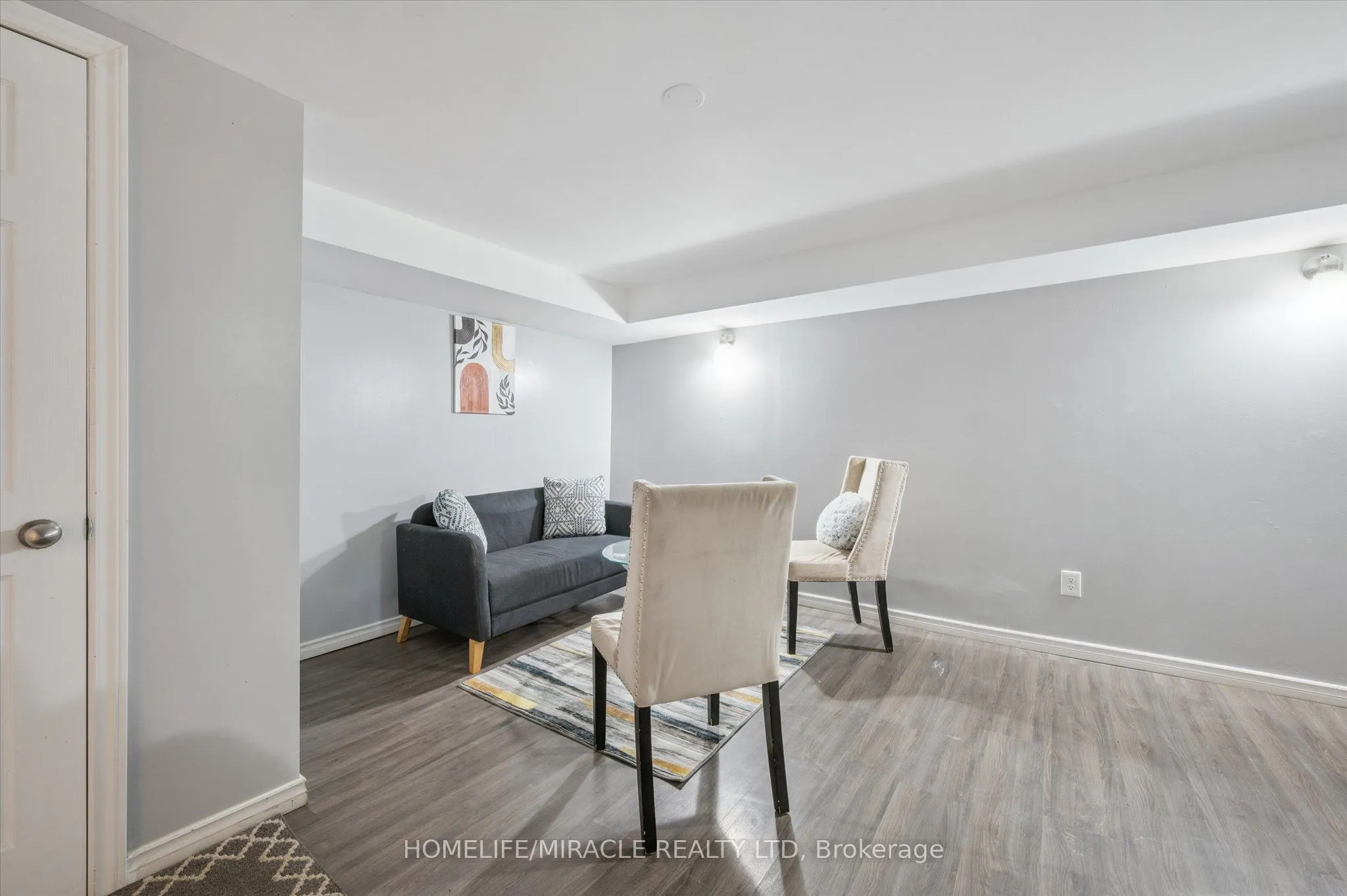 187 A Cedarvale Crescent