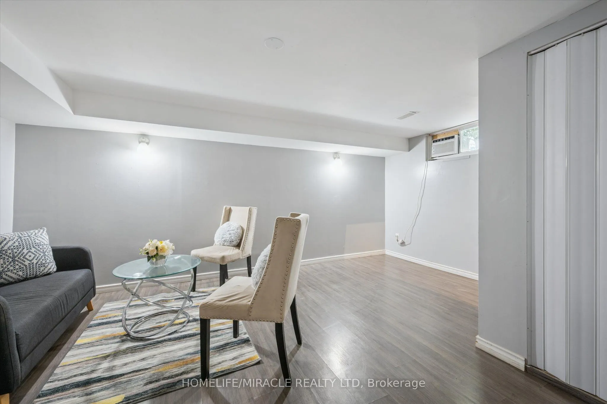187 A Cedarvale Crescent