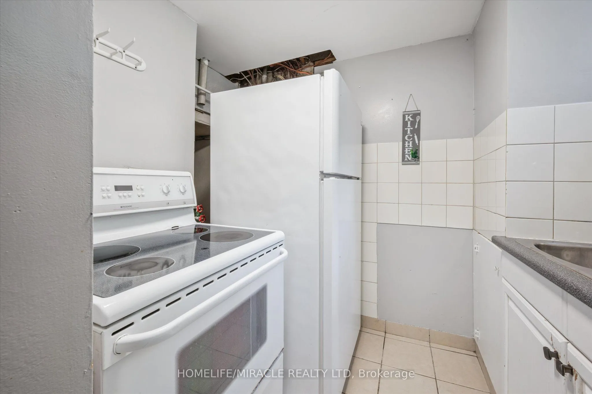 187 A Cedarvale Crescent