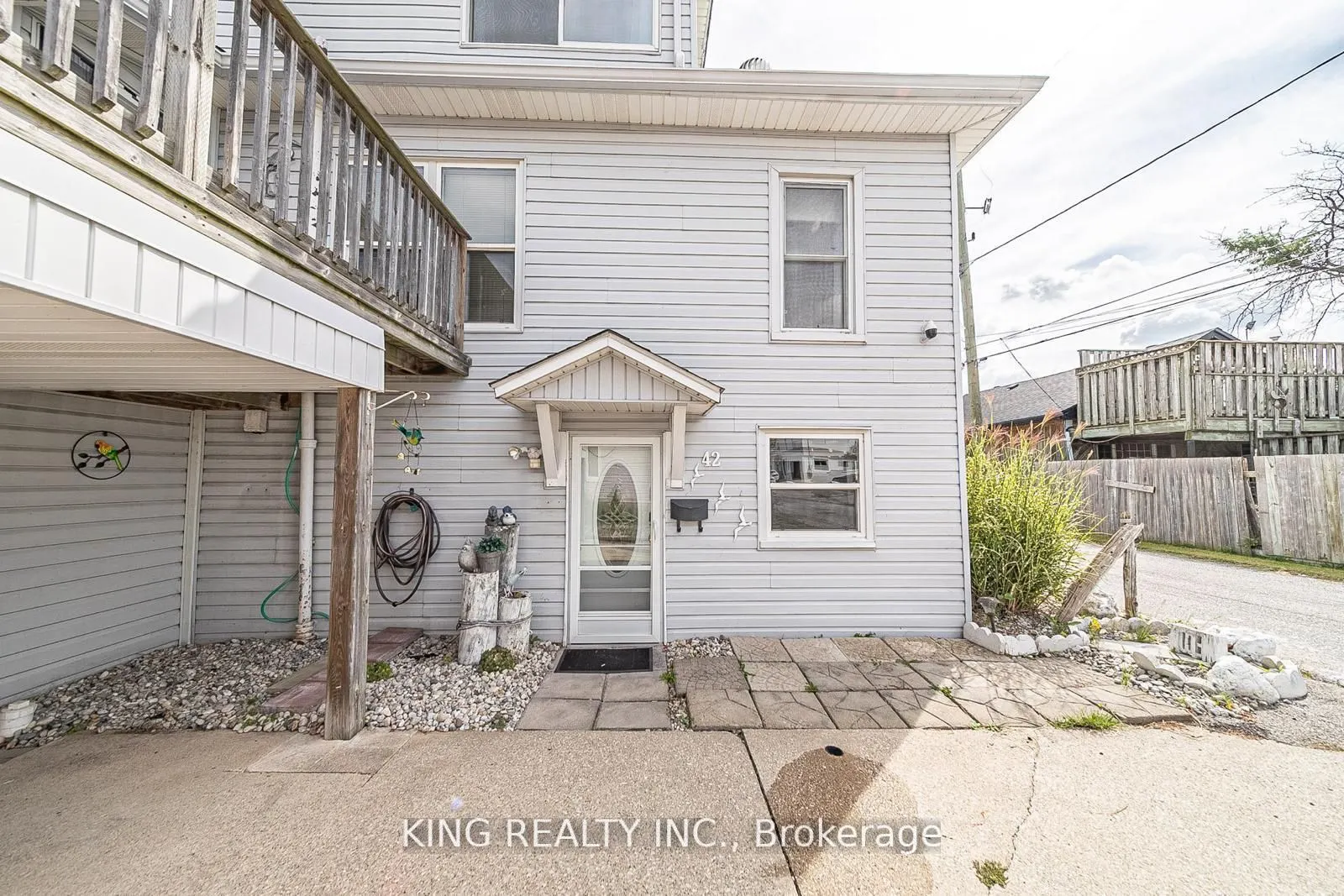 42 Wahneta Avenue