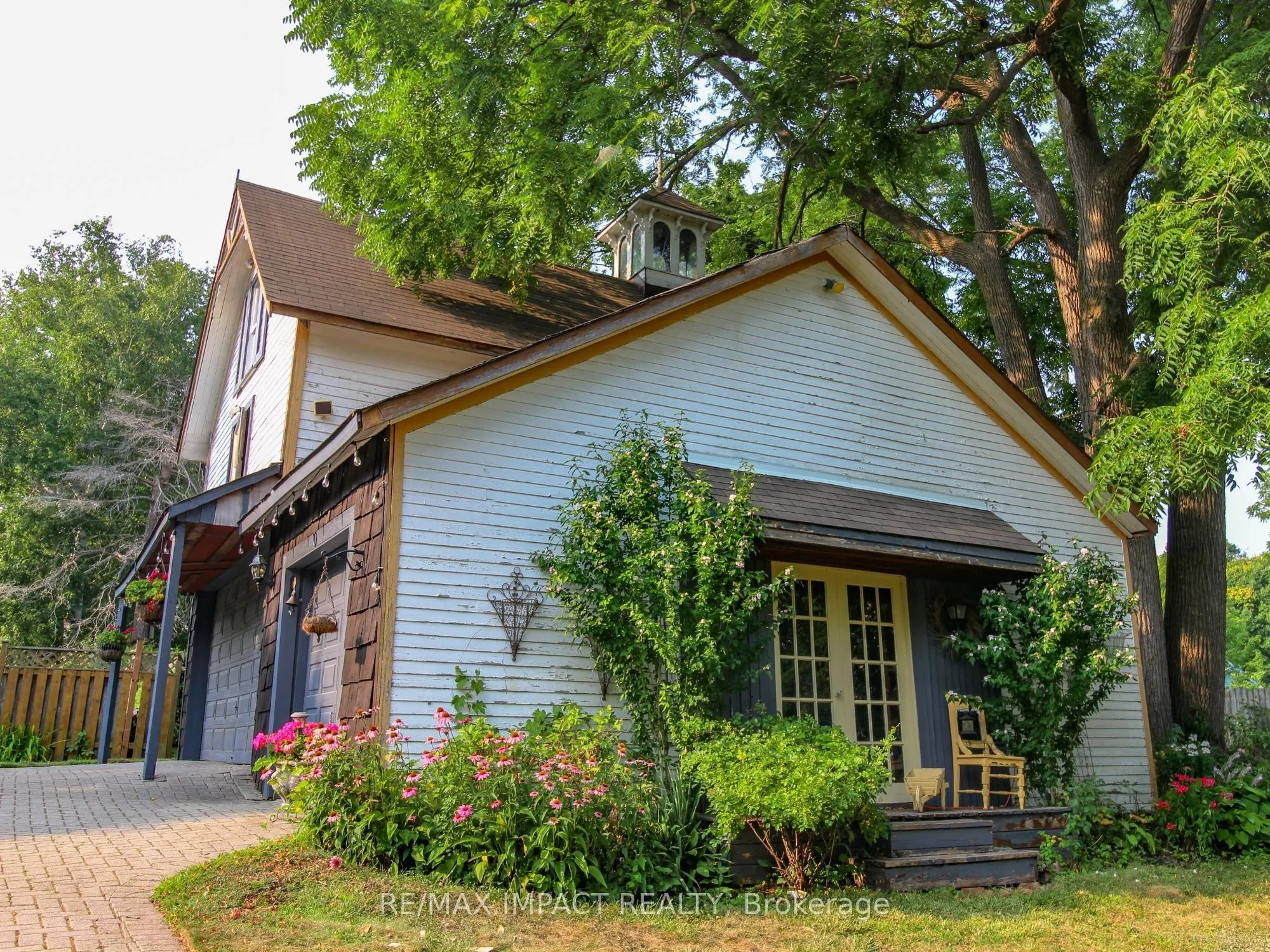 33 Division Street