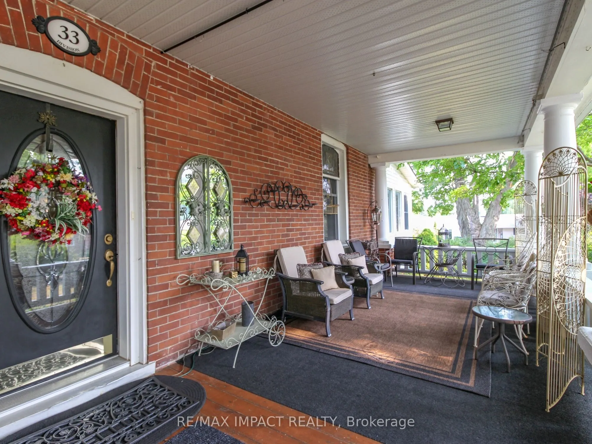 33 Division Street