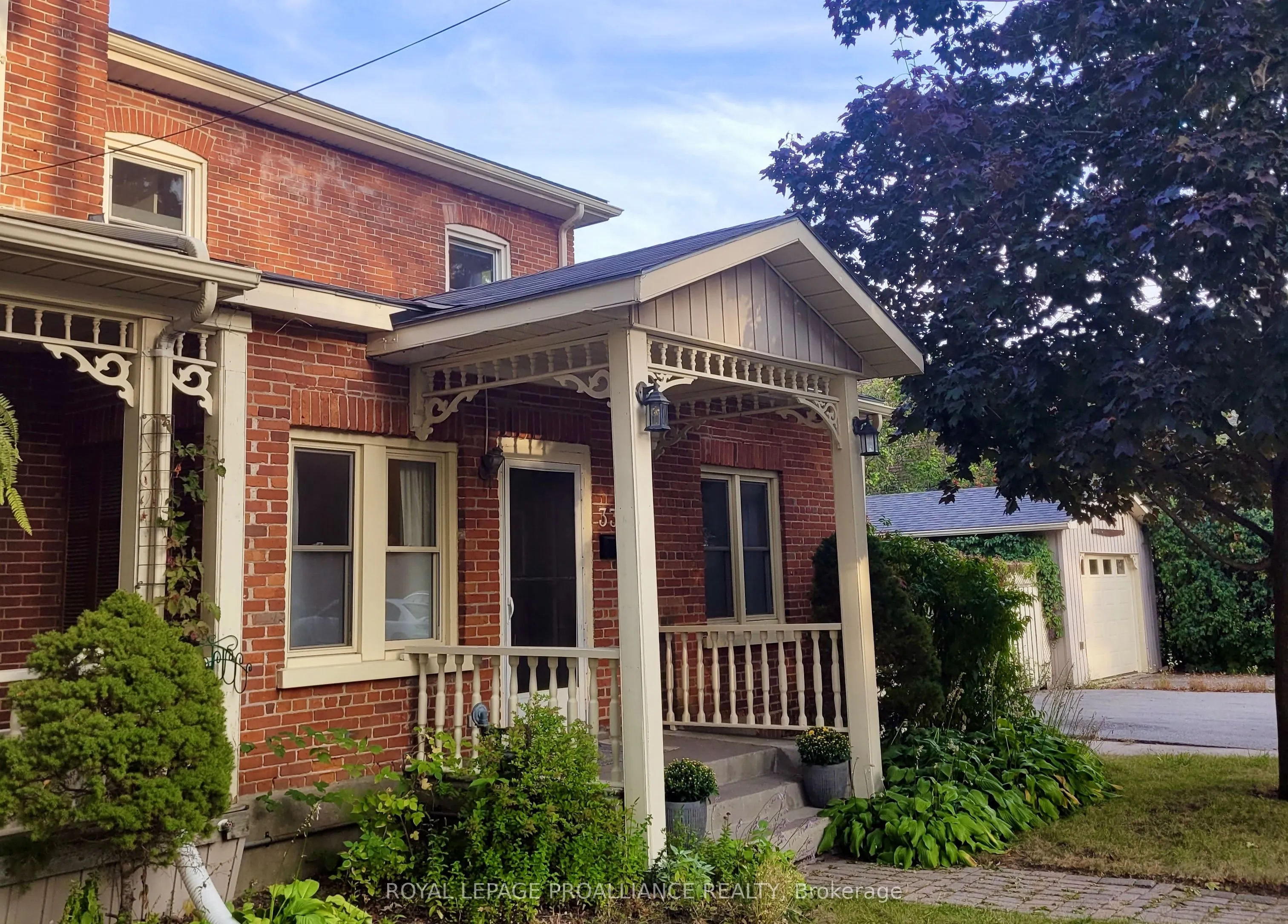 335 Albert Street