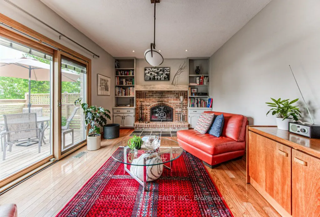 482 Appledale Crescent
